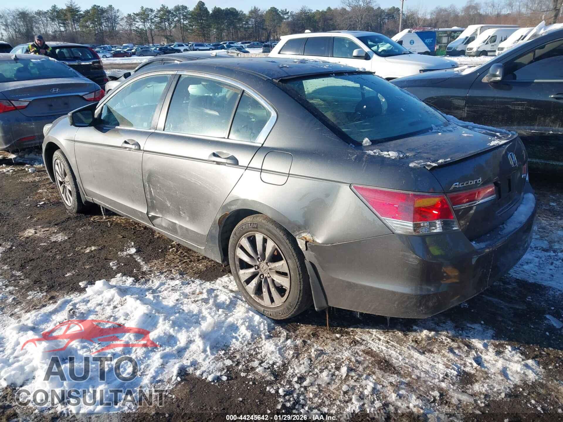 HONDA ACCORD 2011 - 1HGCP2F70BA033376
