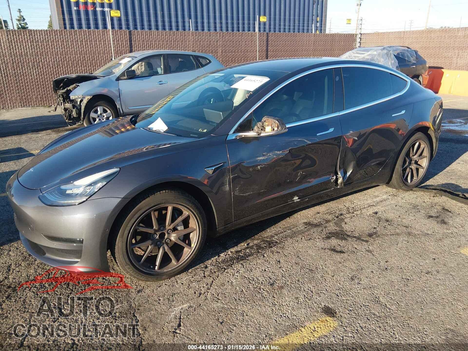 TESLA MODEL 3 2018 - 5YJ3E1EA8JF102087