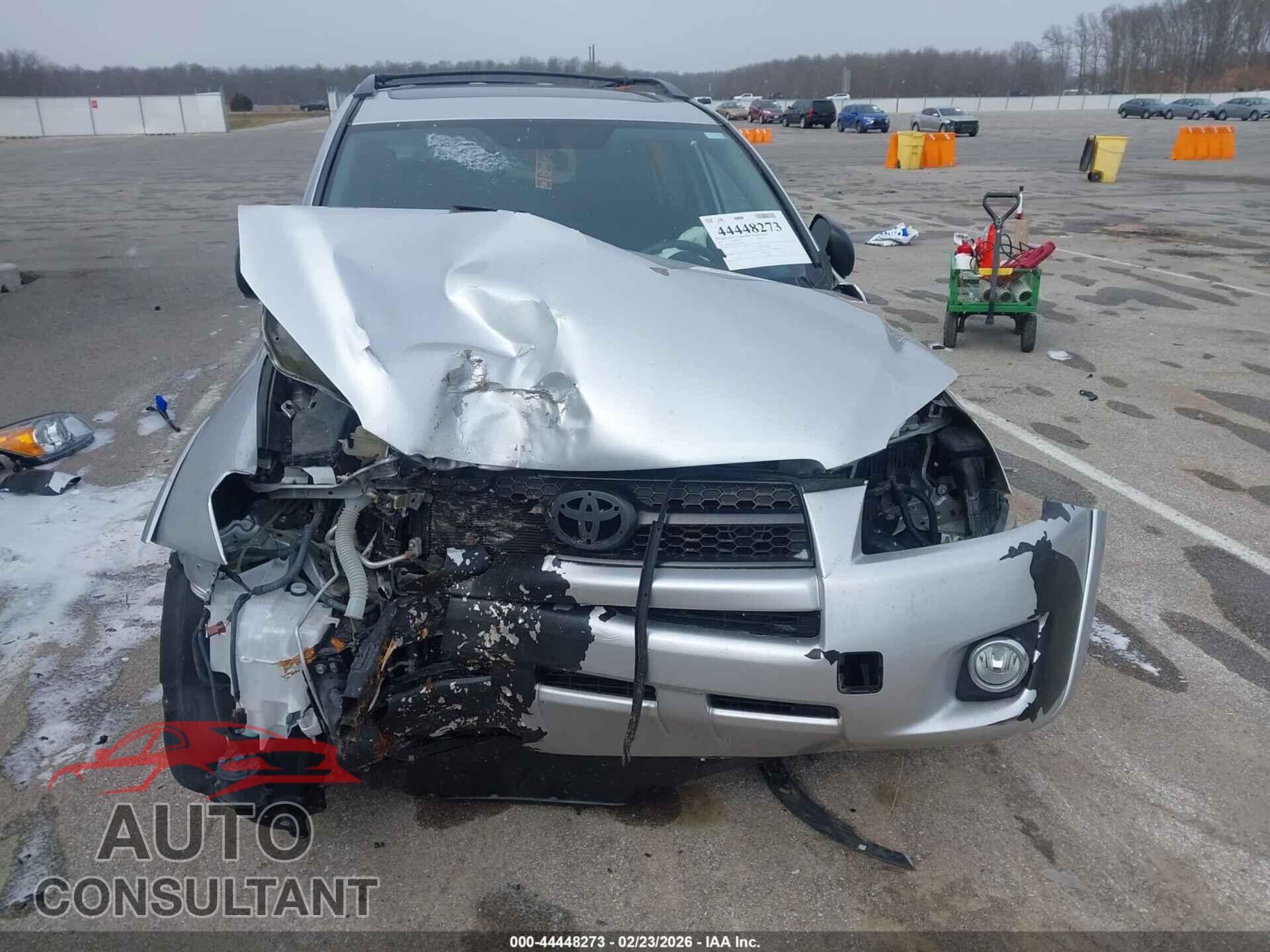 TOYOTA RAV4 2011 - 2T3WF4DV4BW057709