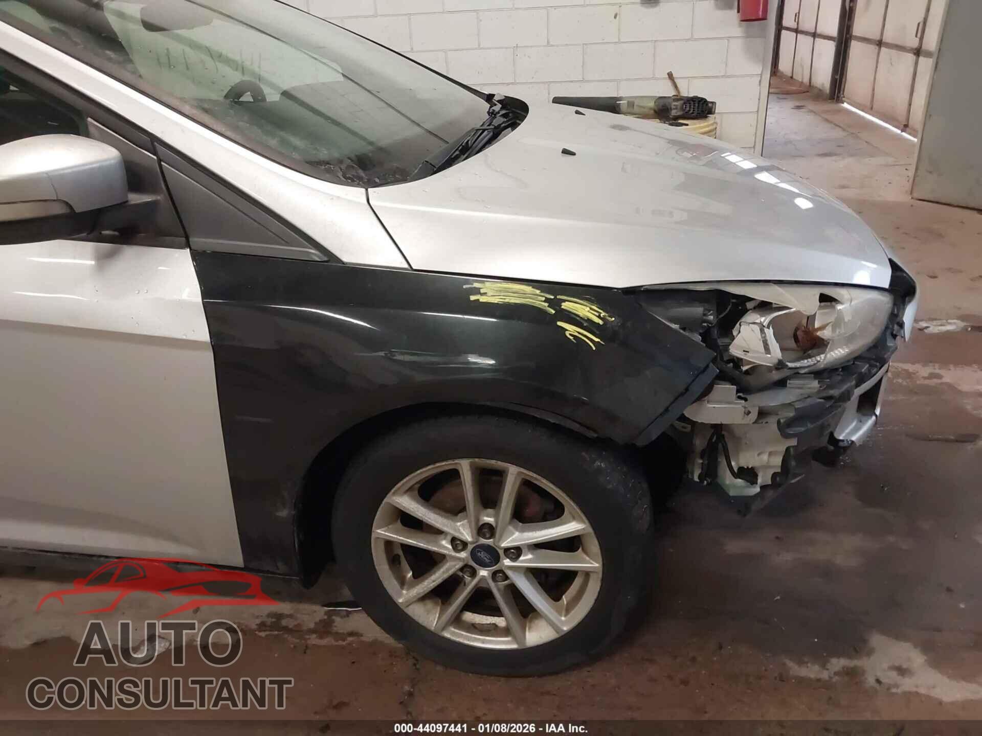 FORD FOCUS 2016 - 1FADP3F23GL337977