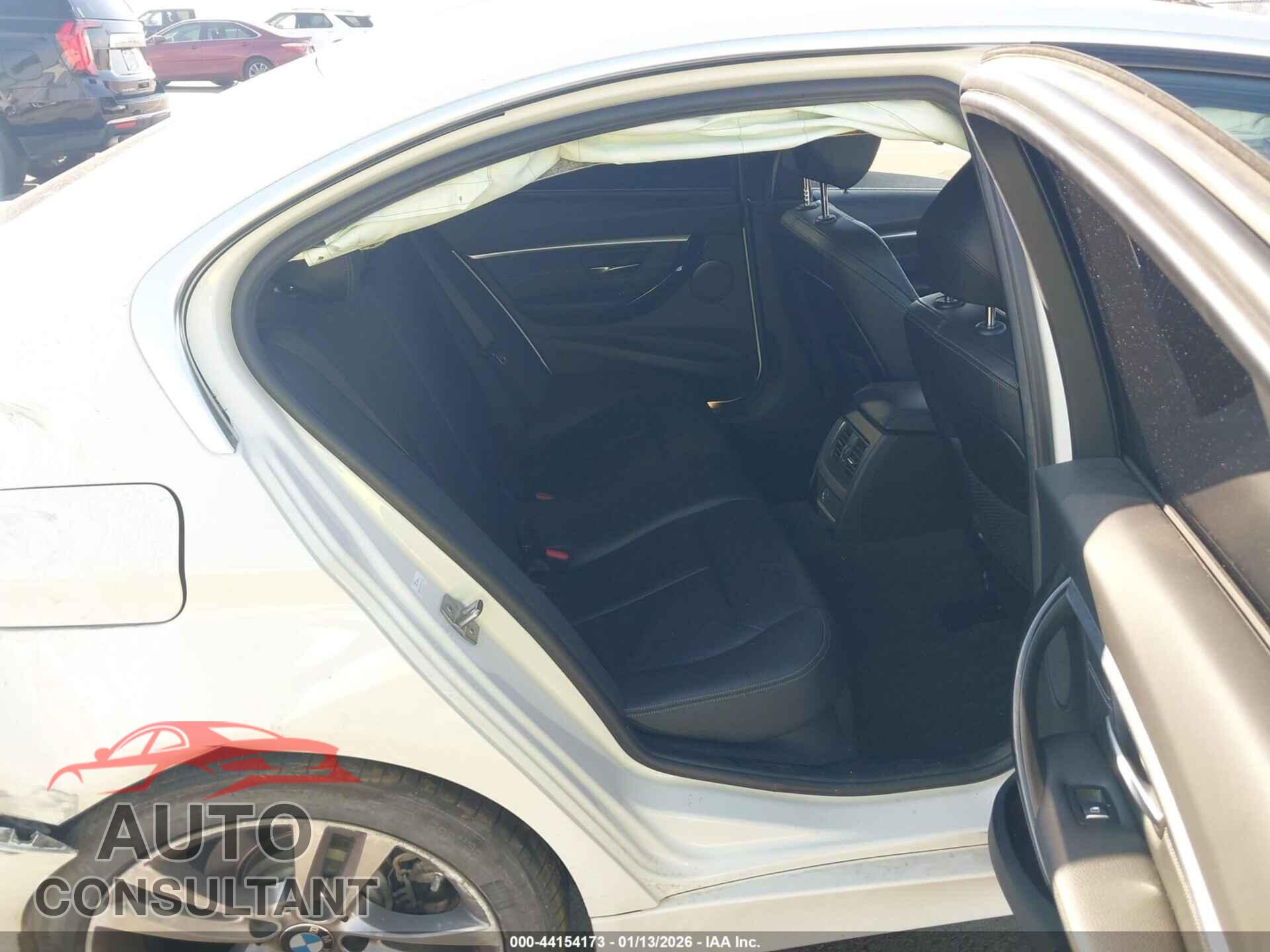 BMW 330I 2018 - WBA8B9C53JEE83321