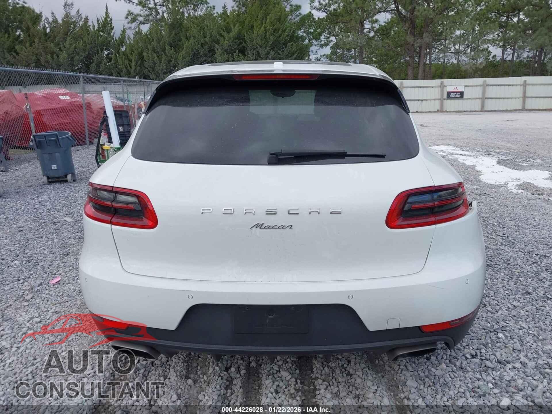 PORSCHE MACAN 2017 - WP1AA2A55HLB00319