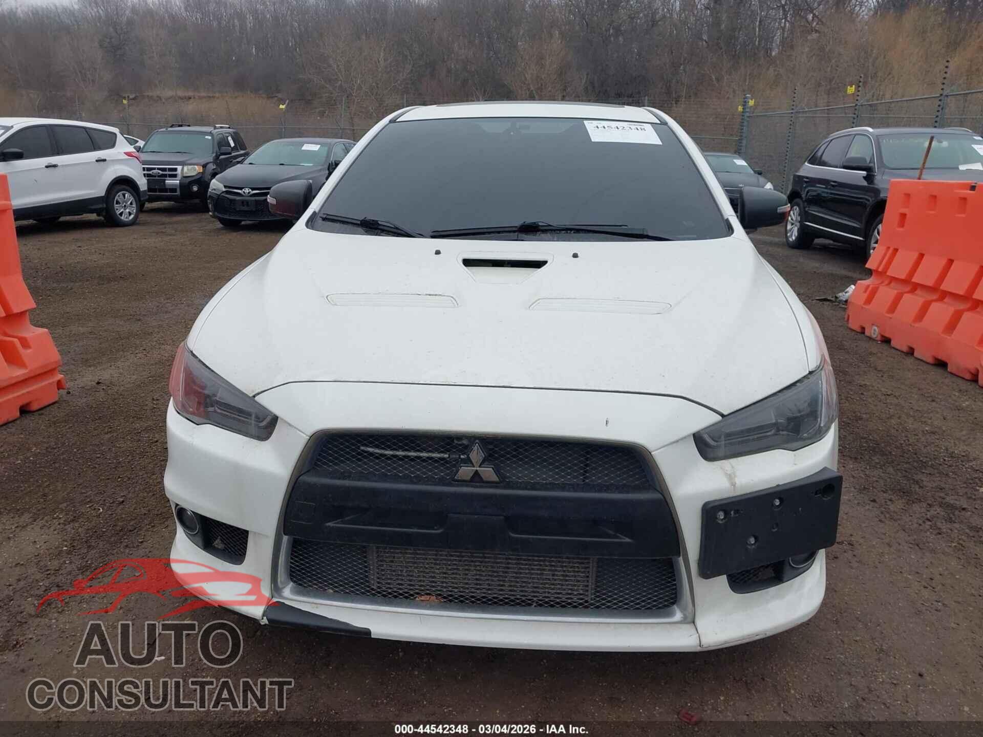 MITSUBISHI LANCER EVOLUTION 2015 - JA32W5FVXFU008646
