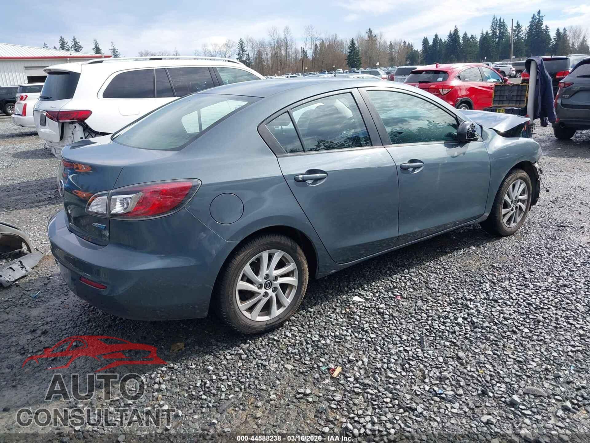 MAZDA MAZDA3 2013 - JM1BL1V89D1710051