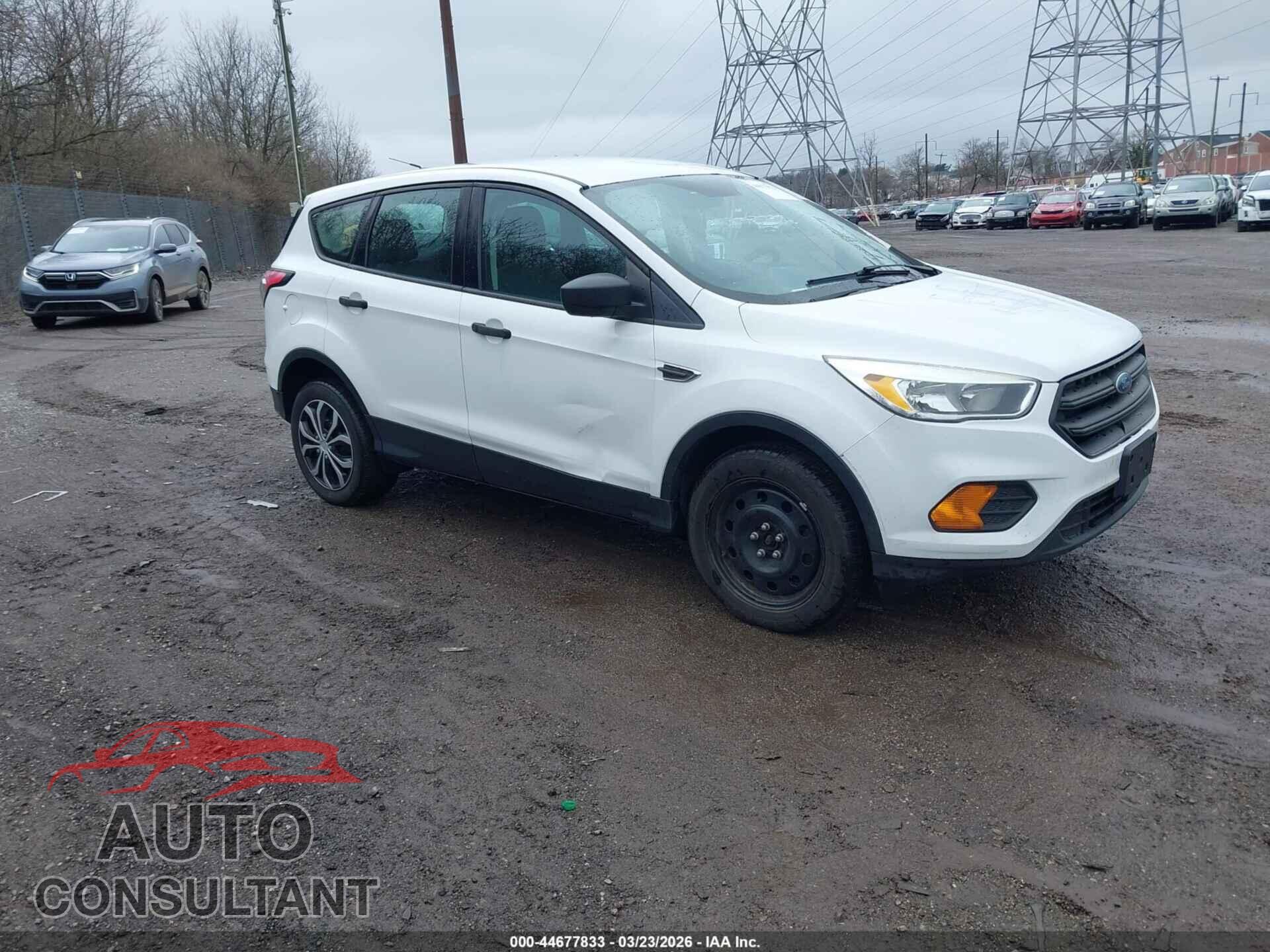 FORD ESCAPE 2017 - 1FMCU0F79HUB72260