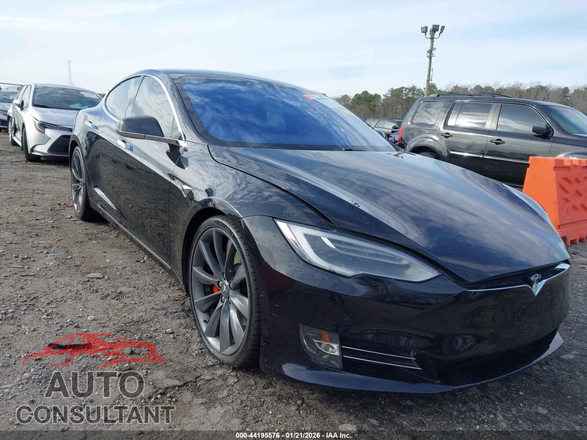 TESLA MODEL S 2017 - 5YJSA1E25HF184192