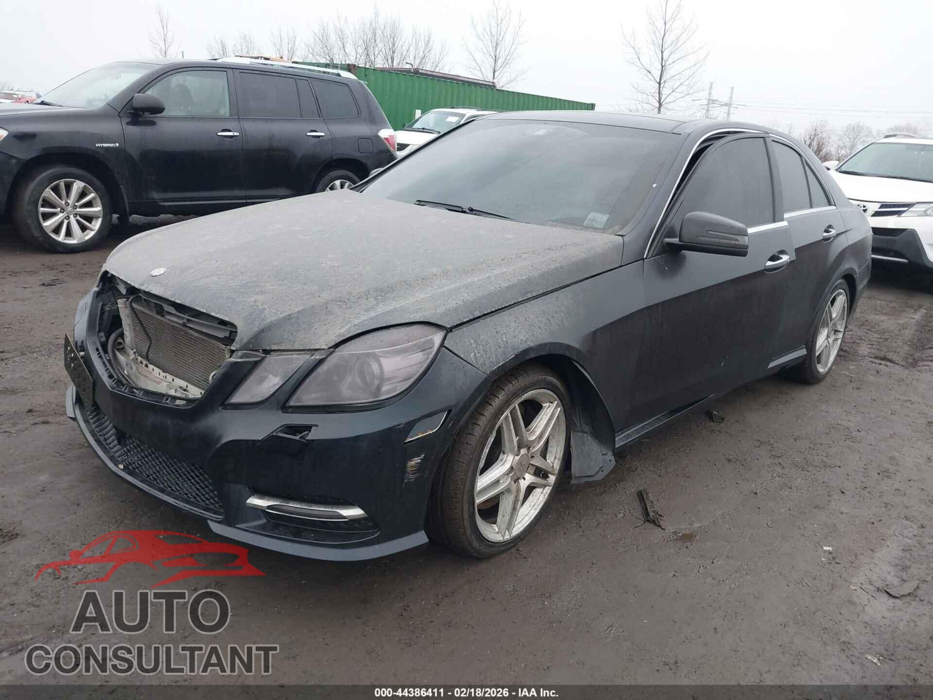 MERCEDES-BENZ E 550 2013 - WDDHF9BB5DA677295