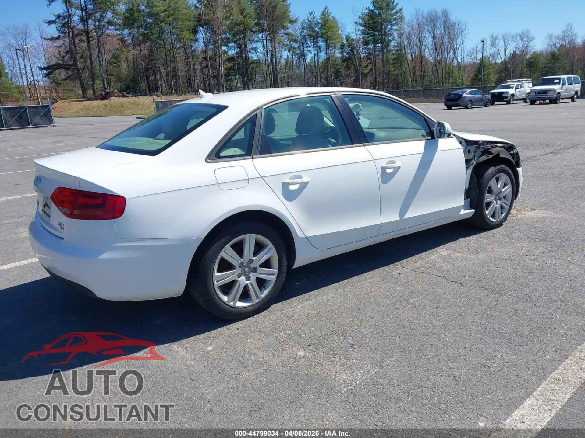 AUDI A4 2011 - WAUDFAFL9BN044346