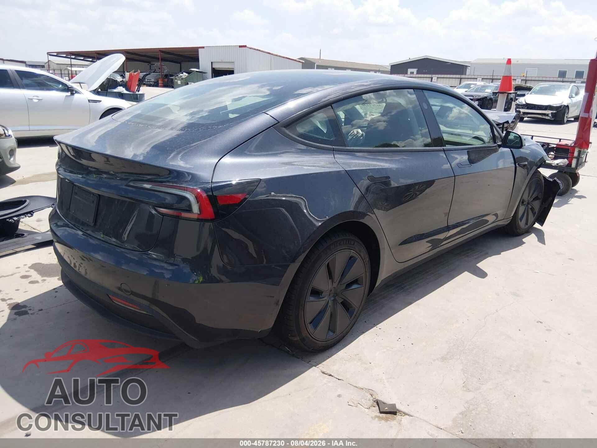 TESLA MODEL 3 2026 - 5YJ3E1EA9TF158039
