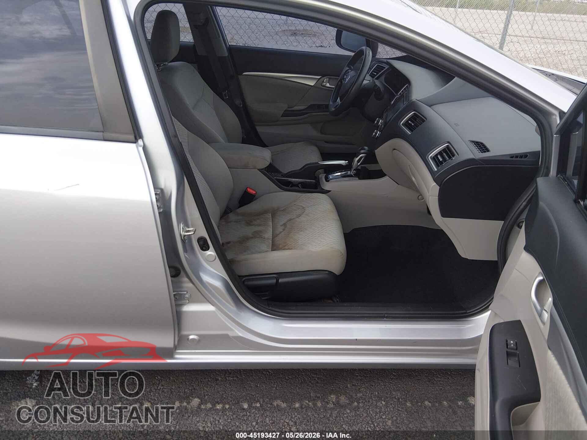 HONDA CIVIC 2015 - 19XFB2F87FE009940