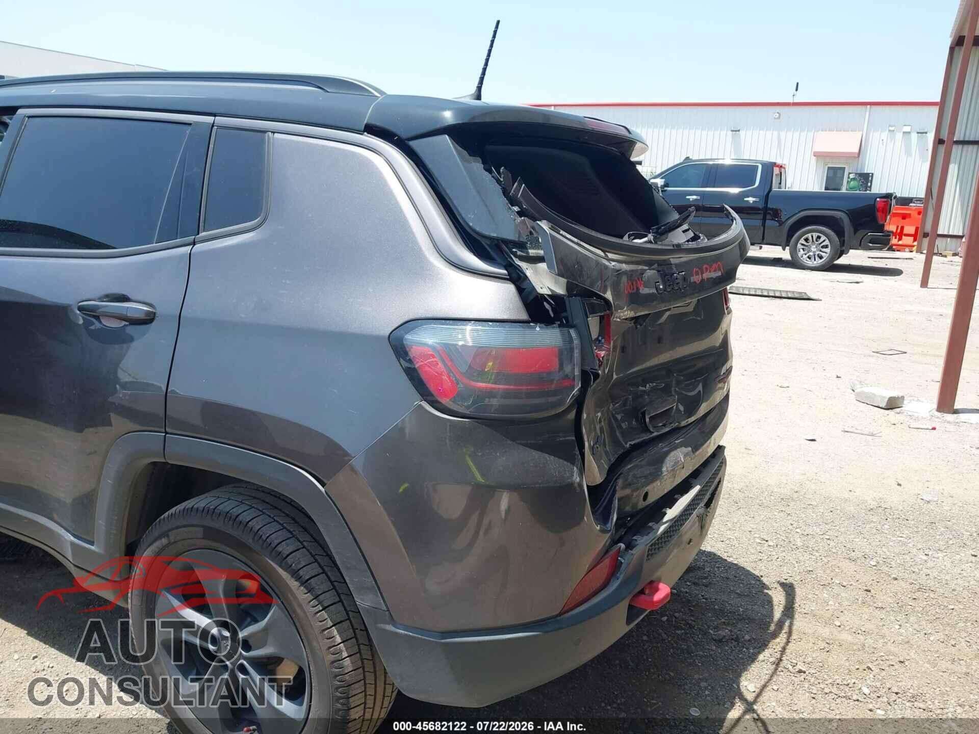 JEEP COMPASS 2022 - 3C4NJDDB5NT120621