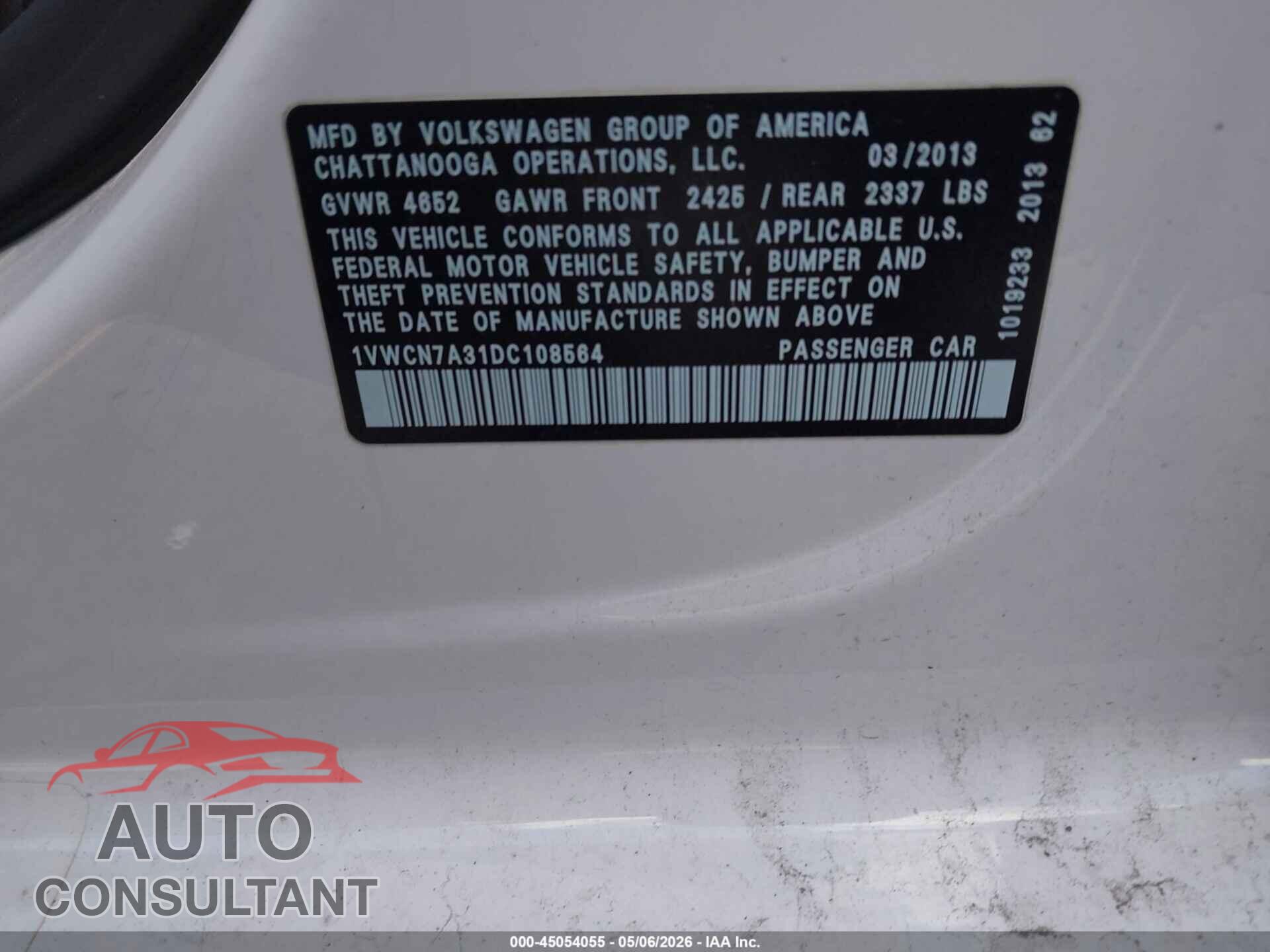 VOLKSWAGEN PASSAT 2013 - 1VWCN7A31DC108564