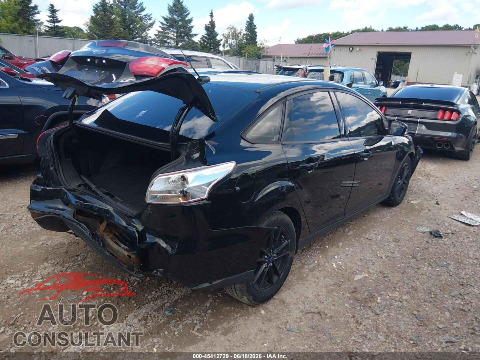 FORD FOCUS 2017 - 1FADP3F25HL212271