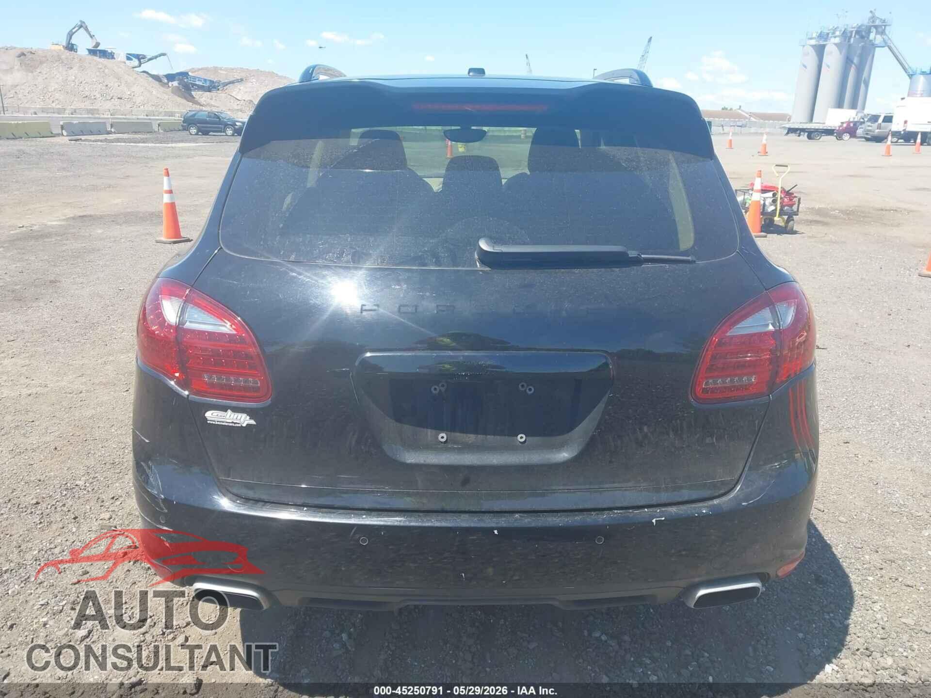 PORSCHE CAYENNE 2012 - WP1AB2A22CLA44934