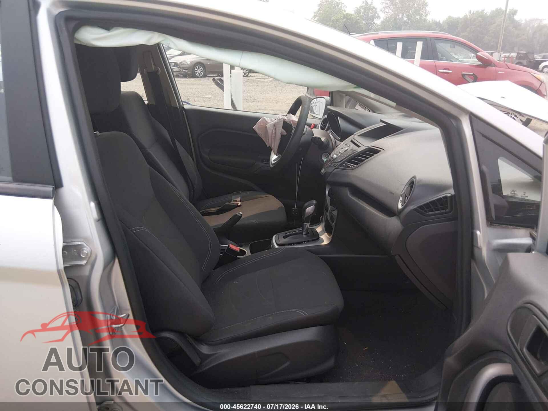 FORD FIESTA 2019 - 3FADP4EJ1KM155555