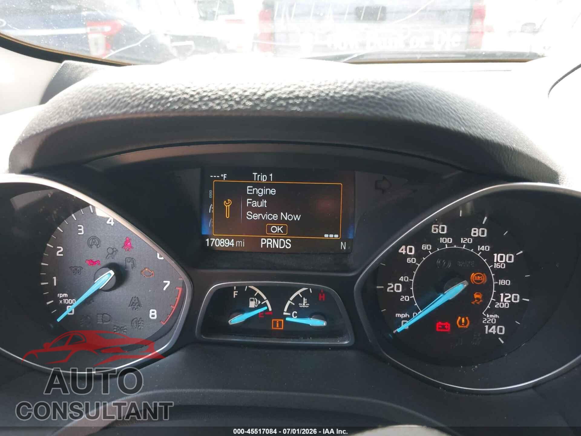 FORD ESCAPE 2017 - 1FMCU0GD3HUB17355