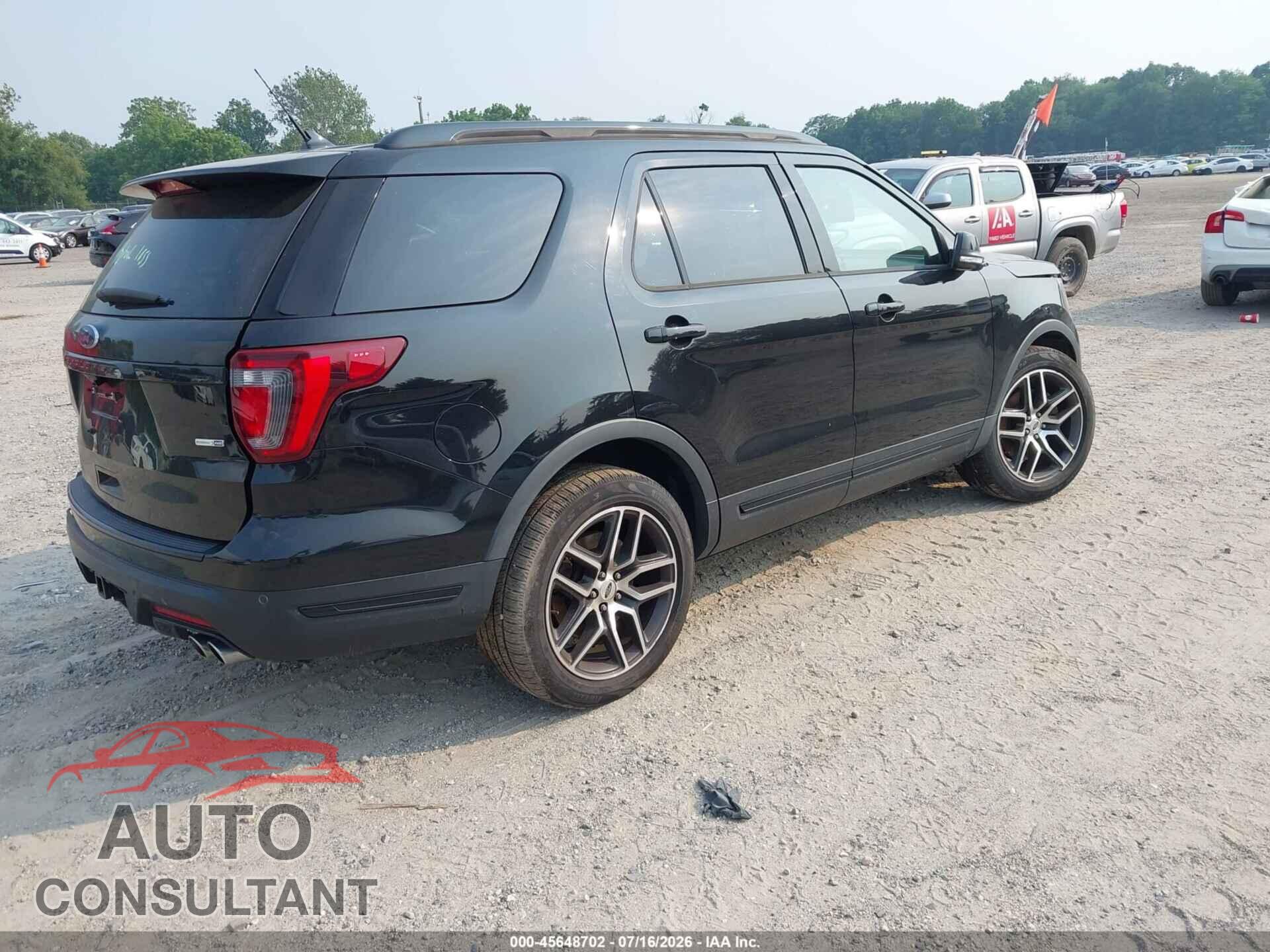 FORD EXPLORER 2018 - 1FM5K8GT1JGB03074