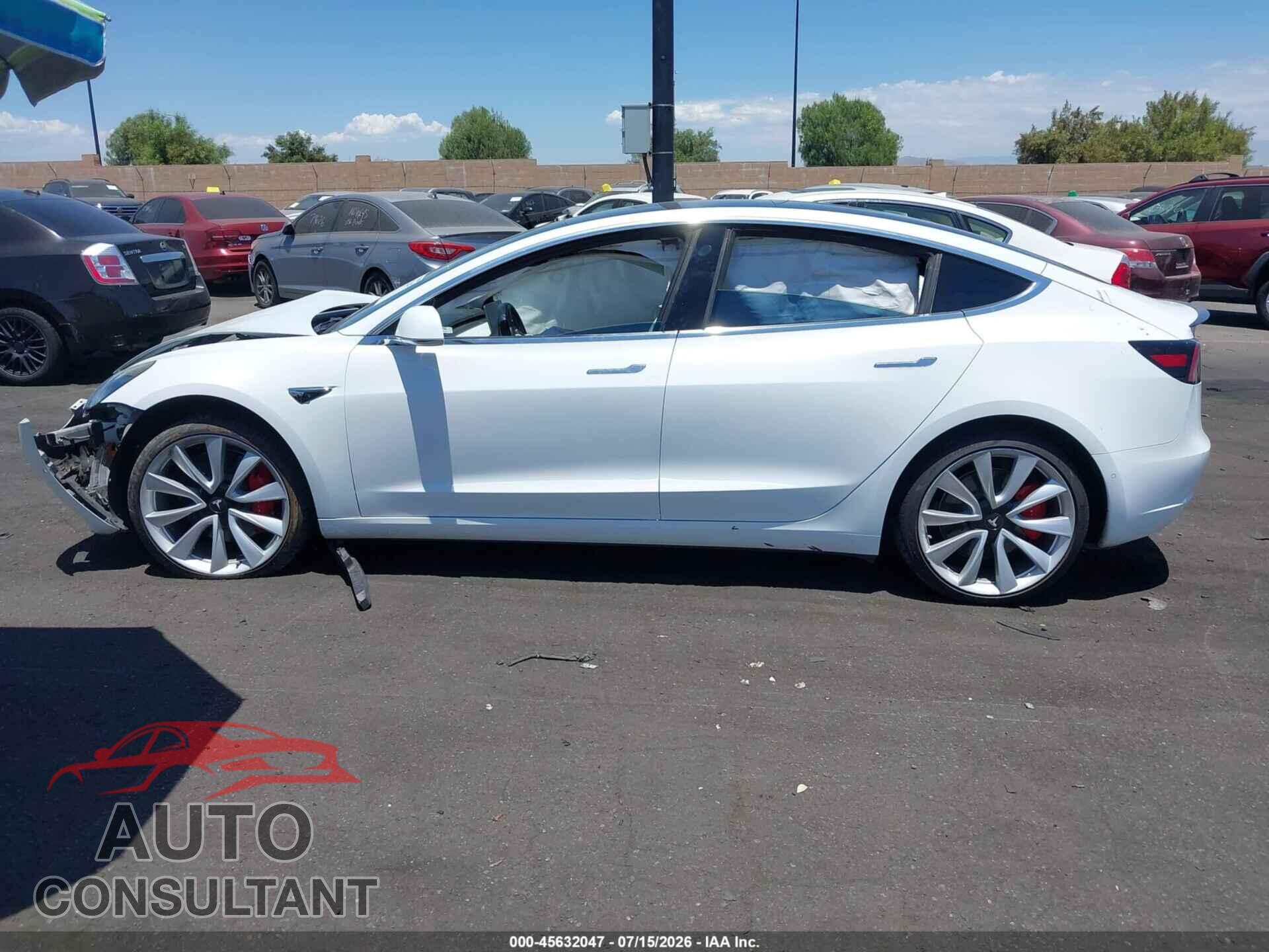 TESLA MODEL 3 2018 - 5YJ3E1EB7JF074646
