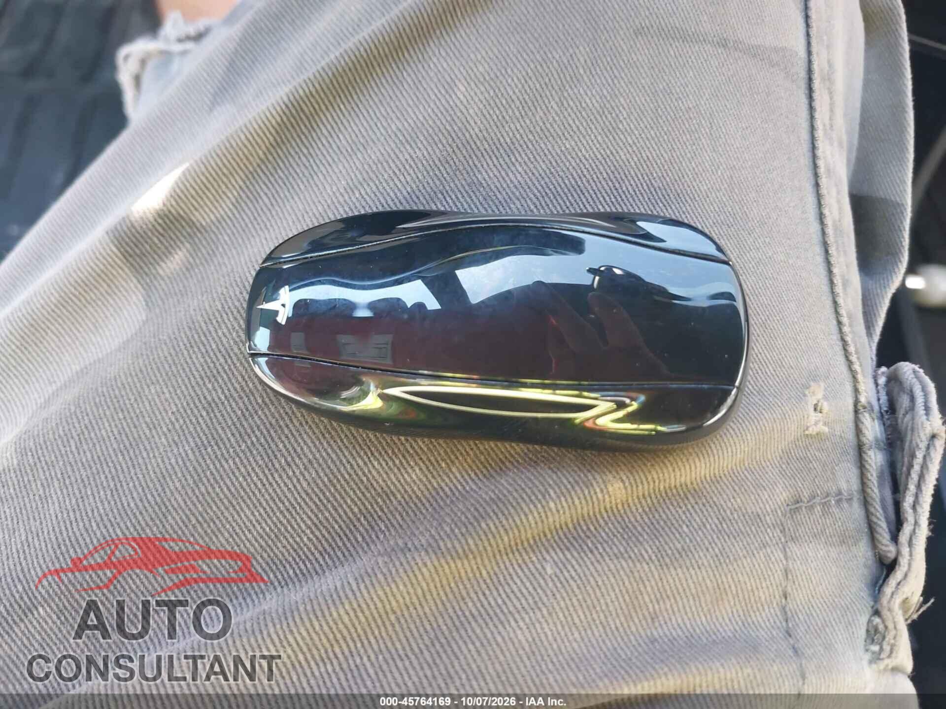 TESLA MODEL S 2016 - 5YJSA1E28GF122204