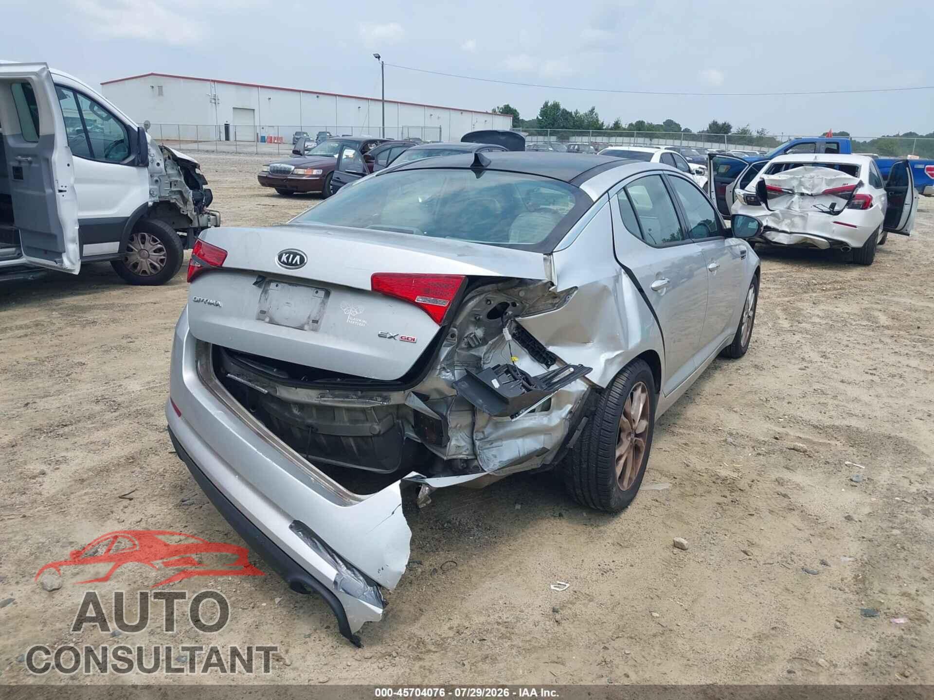 KIA OPTIMA 2011 - KNAGN4A78B5175926
