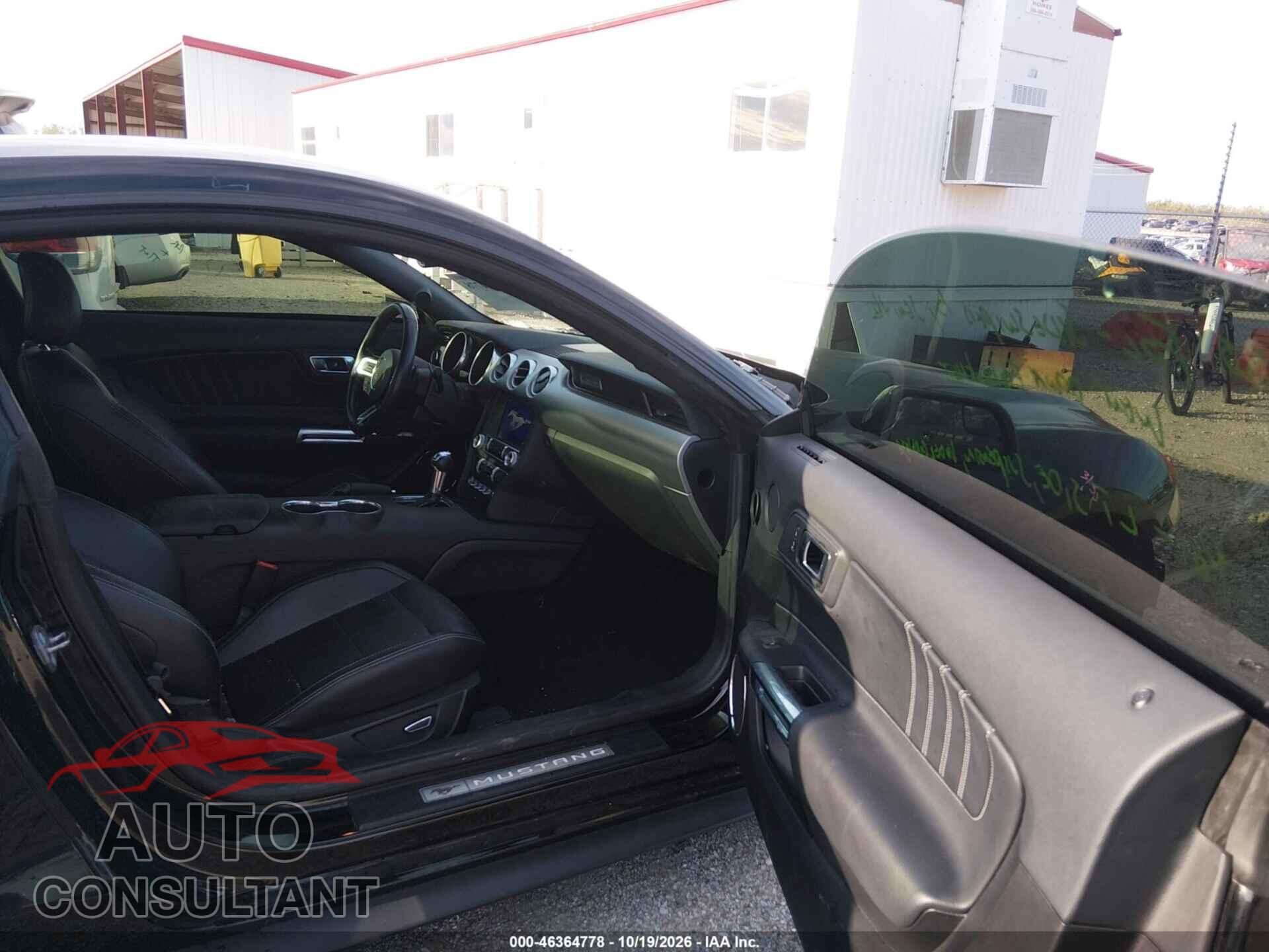 FORD MUSTANG 2019 - 1FA6P8CF4K5118519
