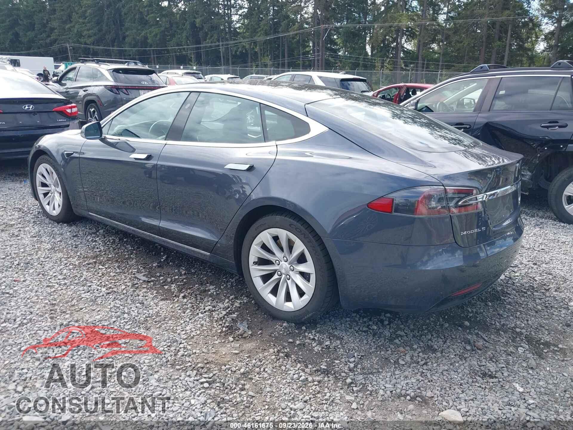 TESLA MODEL S 2017 - 5YJSA1E23HF201233