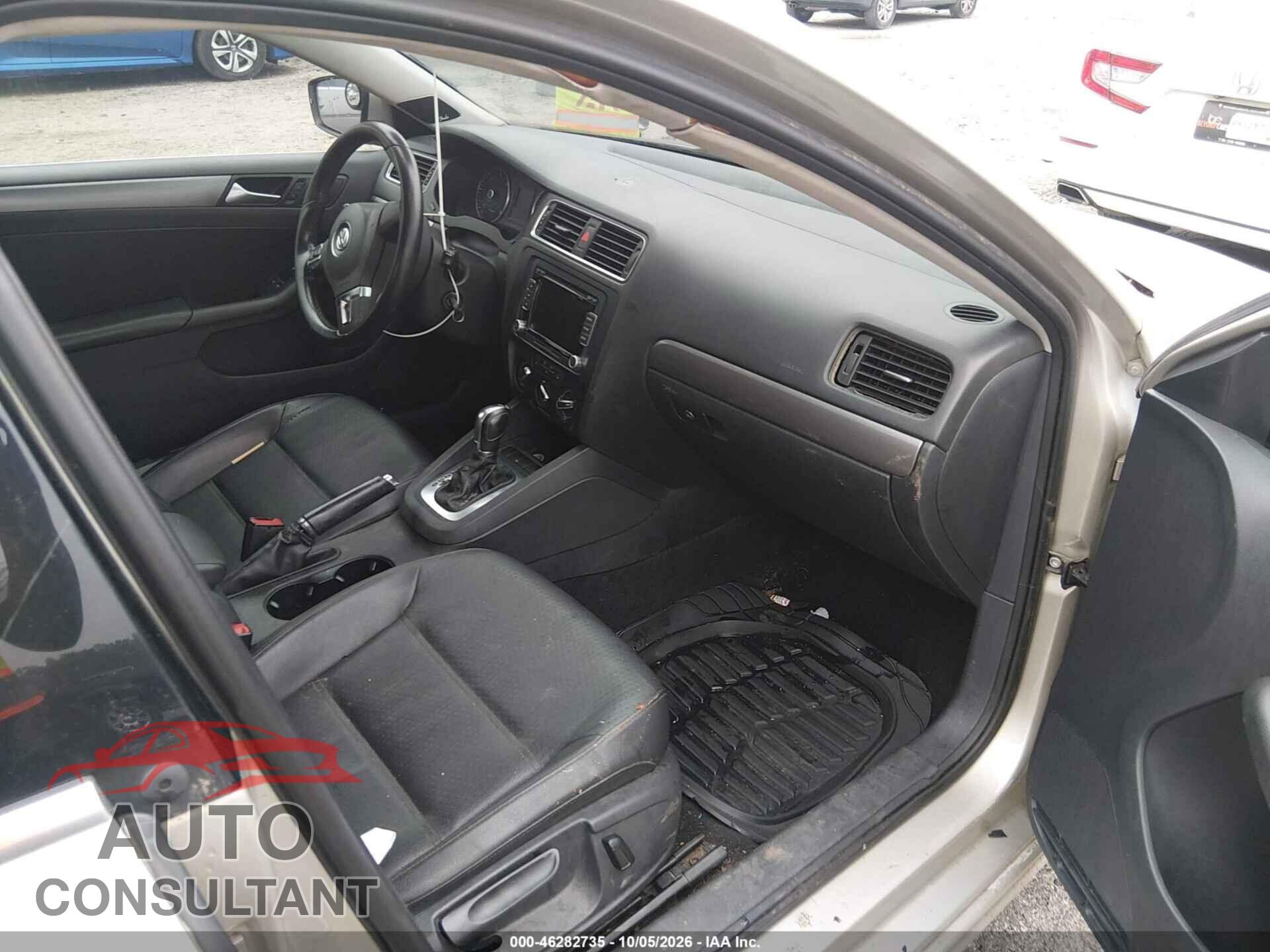 VOLKSWAGEN JETTA 2013 - 3VWLL7AJ2DM298300