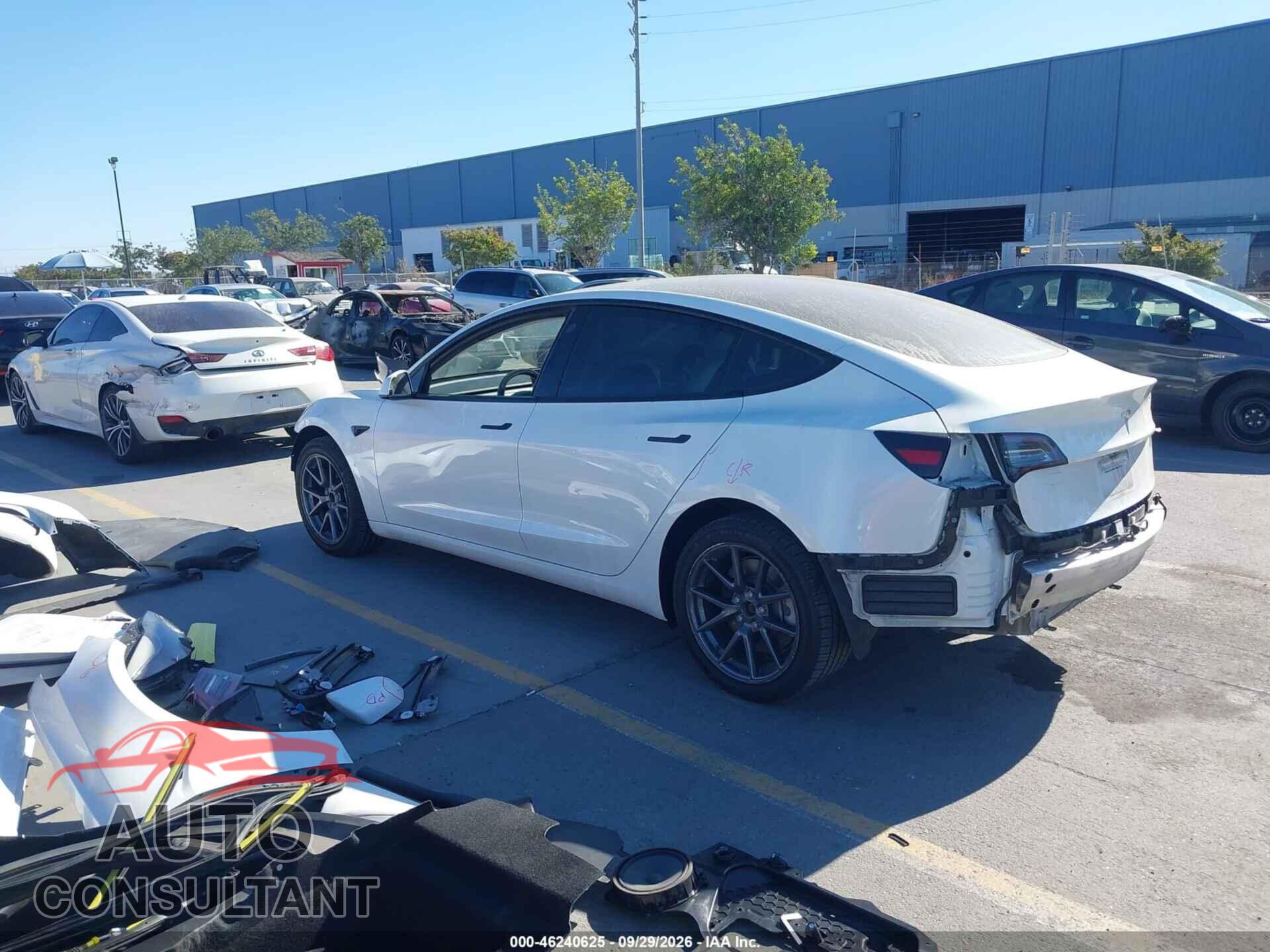 TESLA MODEL 3 2021 - 5YJ3E1EA2MF018352