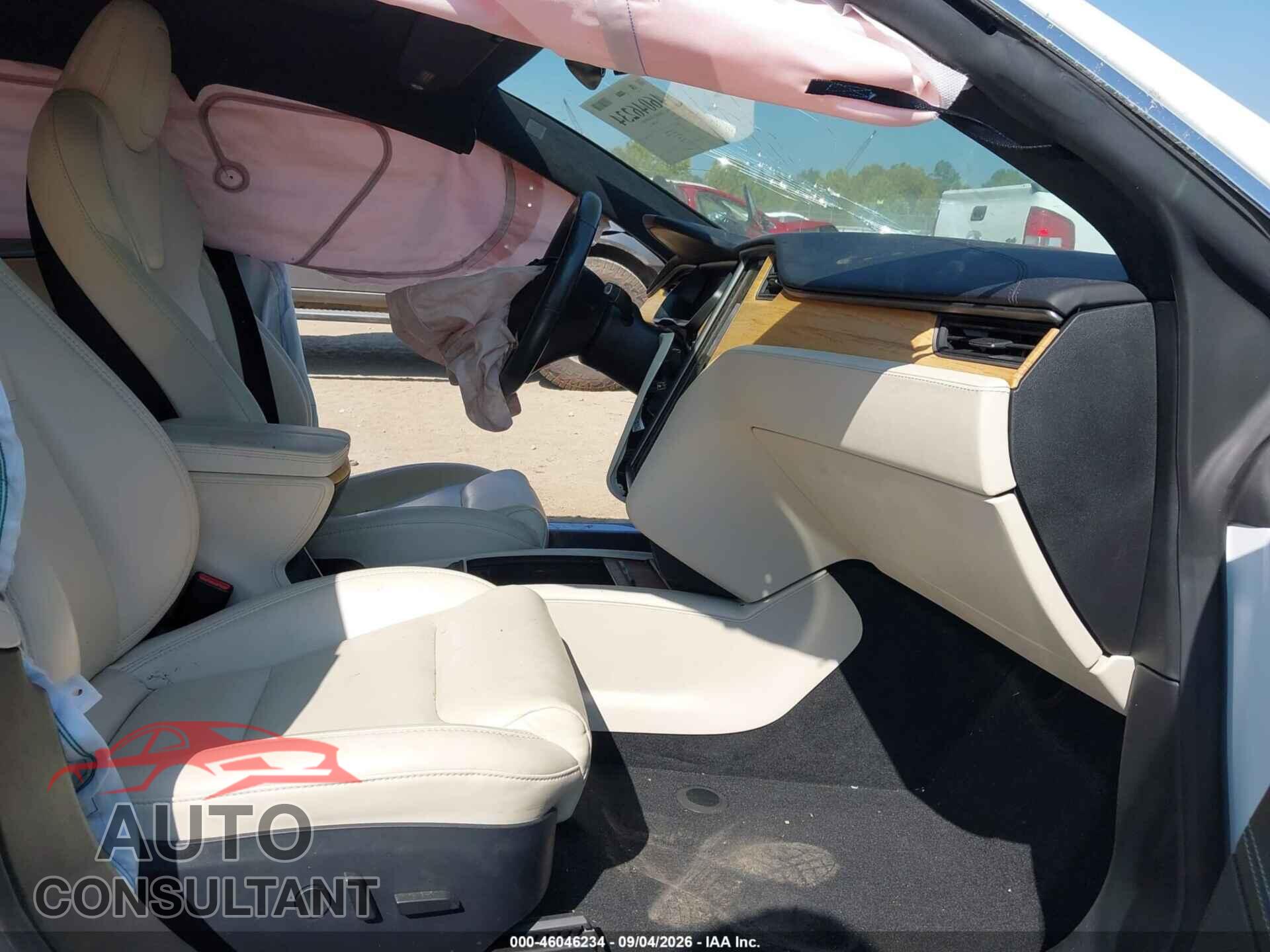 TESLA MODEL S 2020 - 5YJSA1E2XLF414124