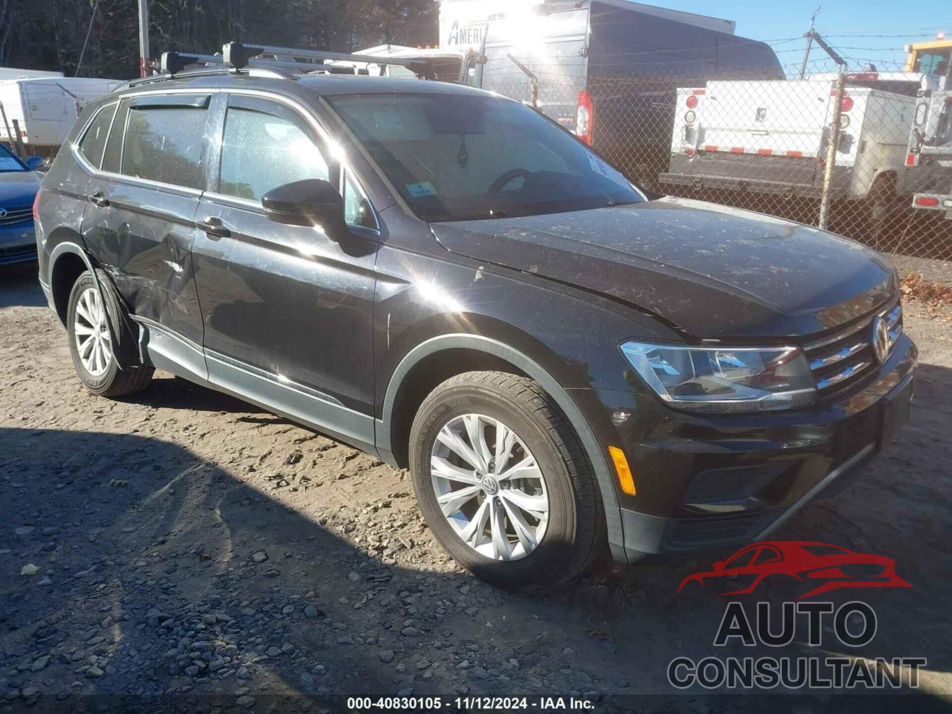 VOLKSWAGEN TIGUAN 2018 - 3VV2B7AXXJM157347