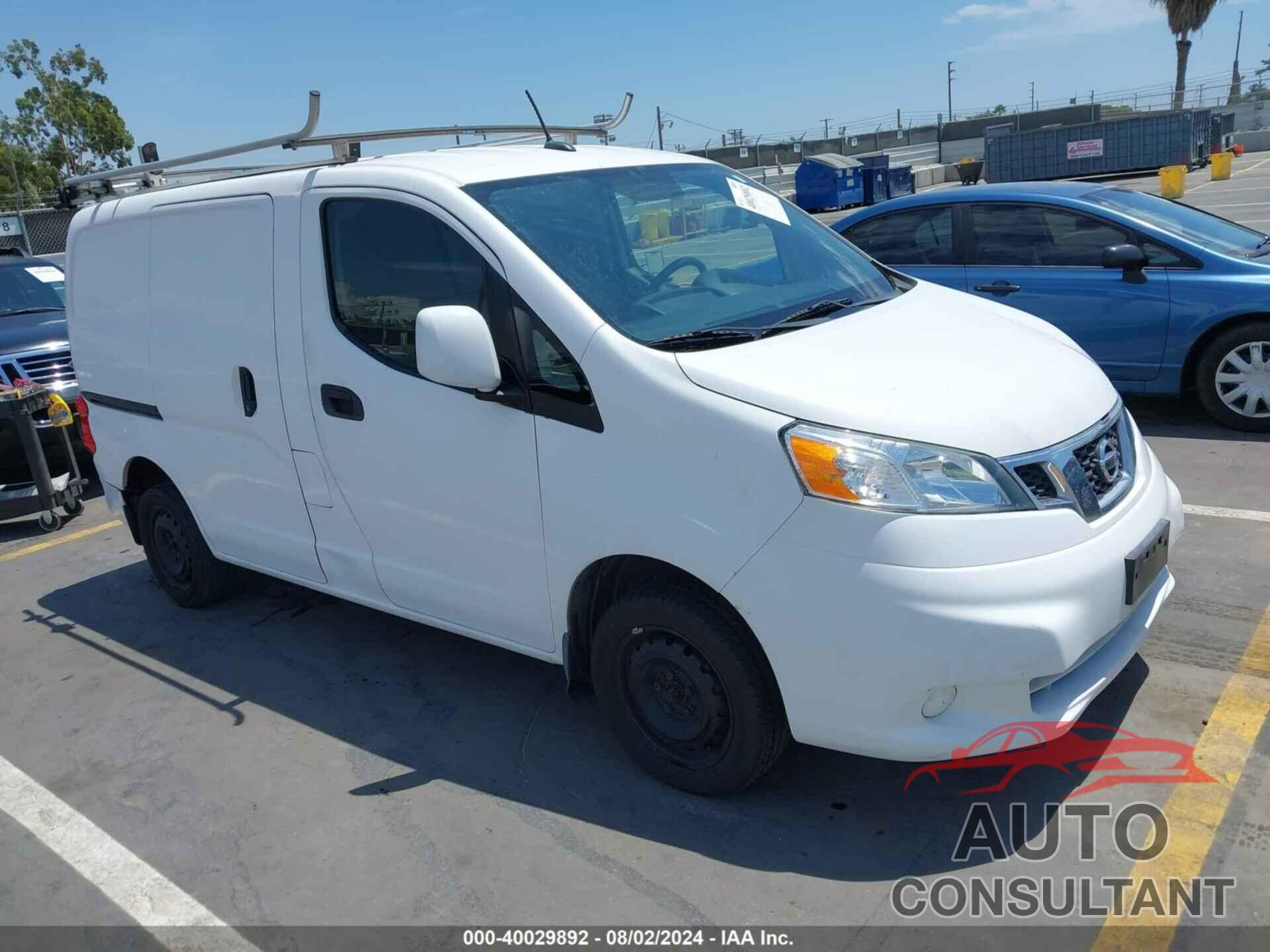 NISSAN NV200 2017 - 3N6CM0KN0HK721396