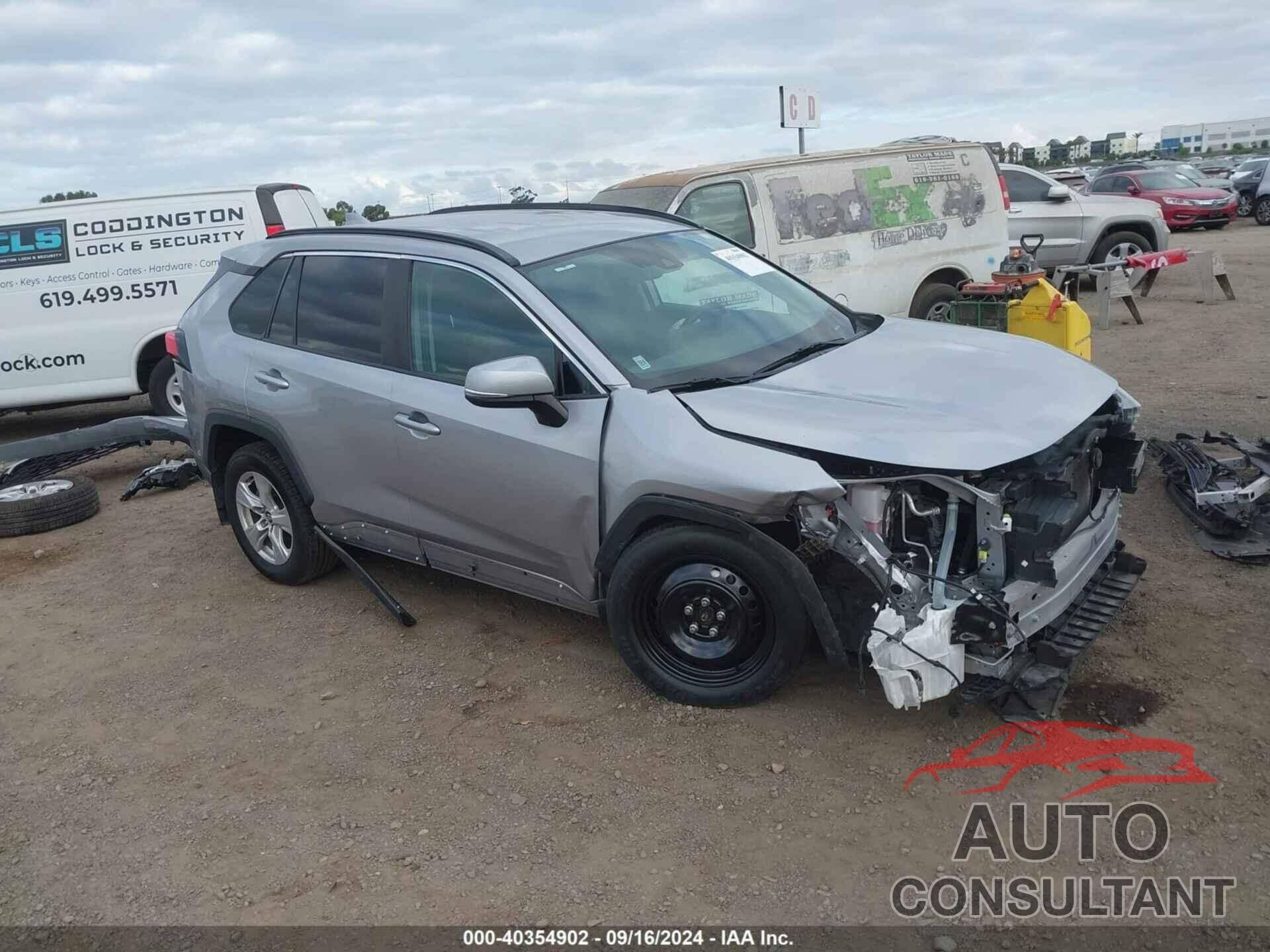 TOYOTA RAV4 2021 - 2T3W1RFV0MC102870