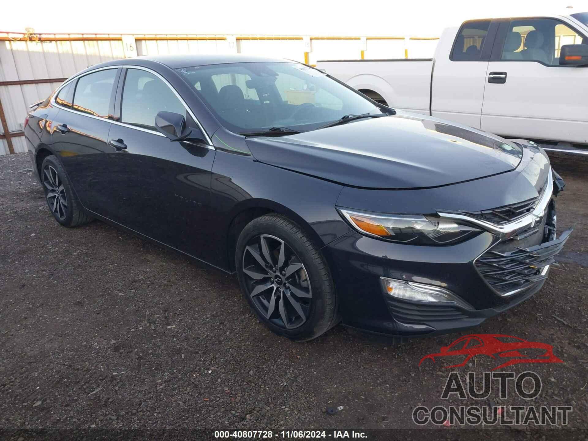 CHEVROLET MALIBU 2022 - 1G1ZG5ST8NF214660