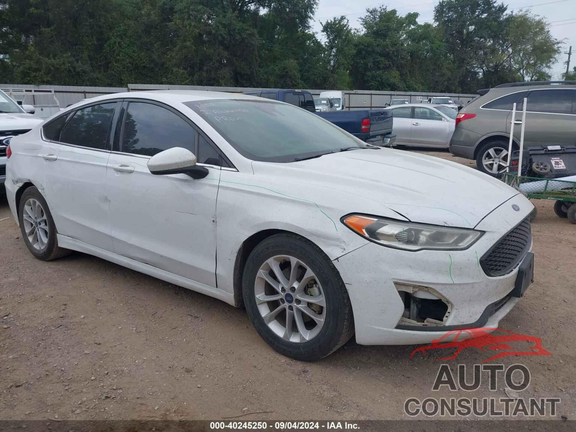 FORD FUSION 2020 - 3FA6P0LU9LR140787