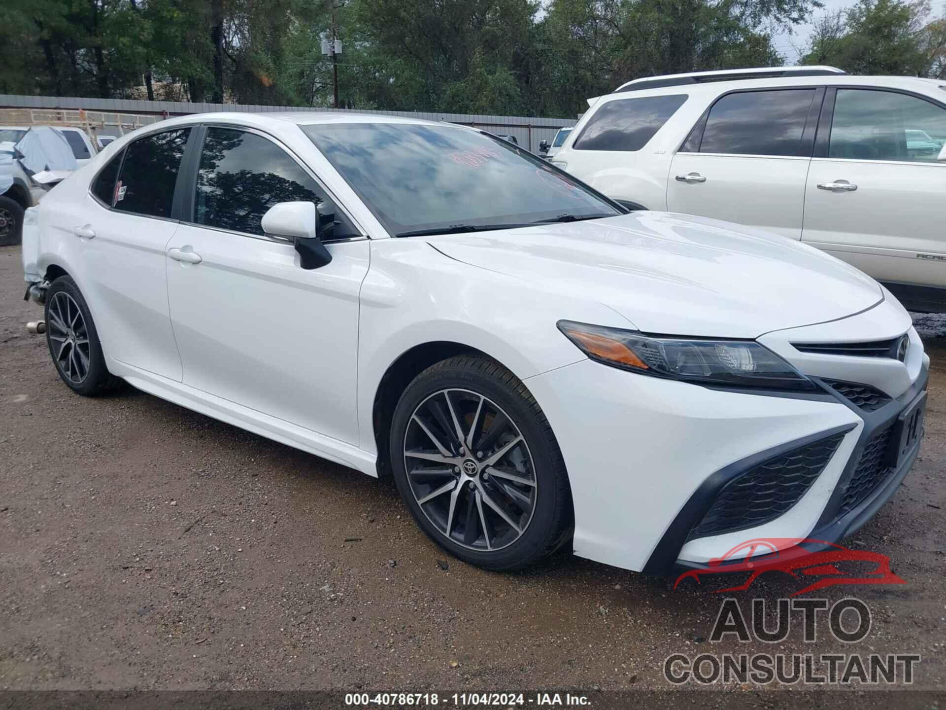 TOYOTA CAMRY 2022 - 4T1G11AKXNU619024
