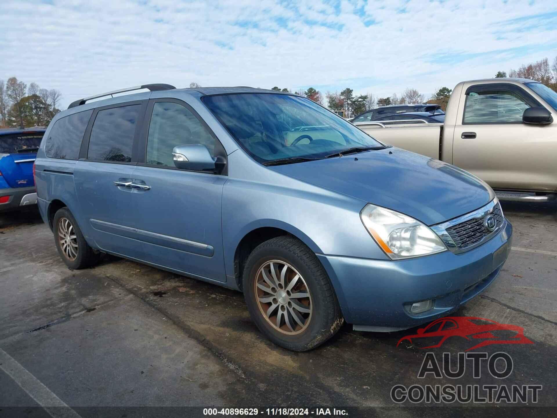 KIA SEDONA 2011 - KNDMH4C72B6400667