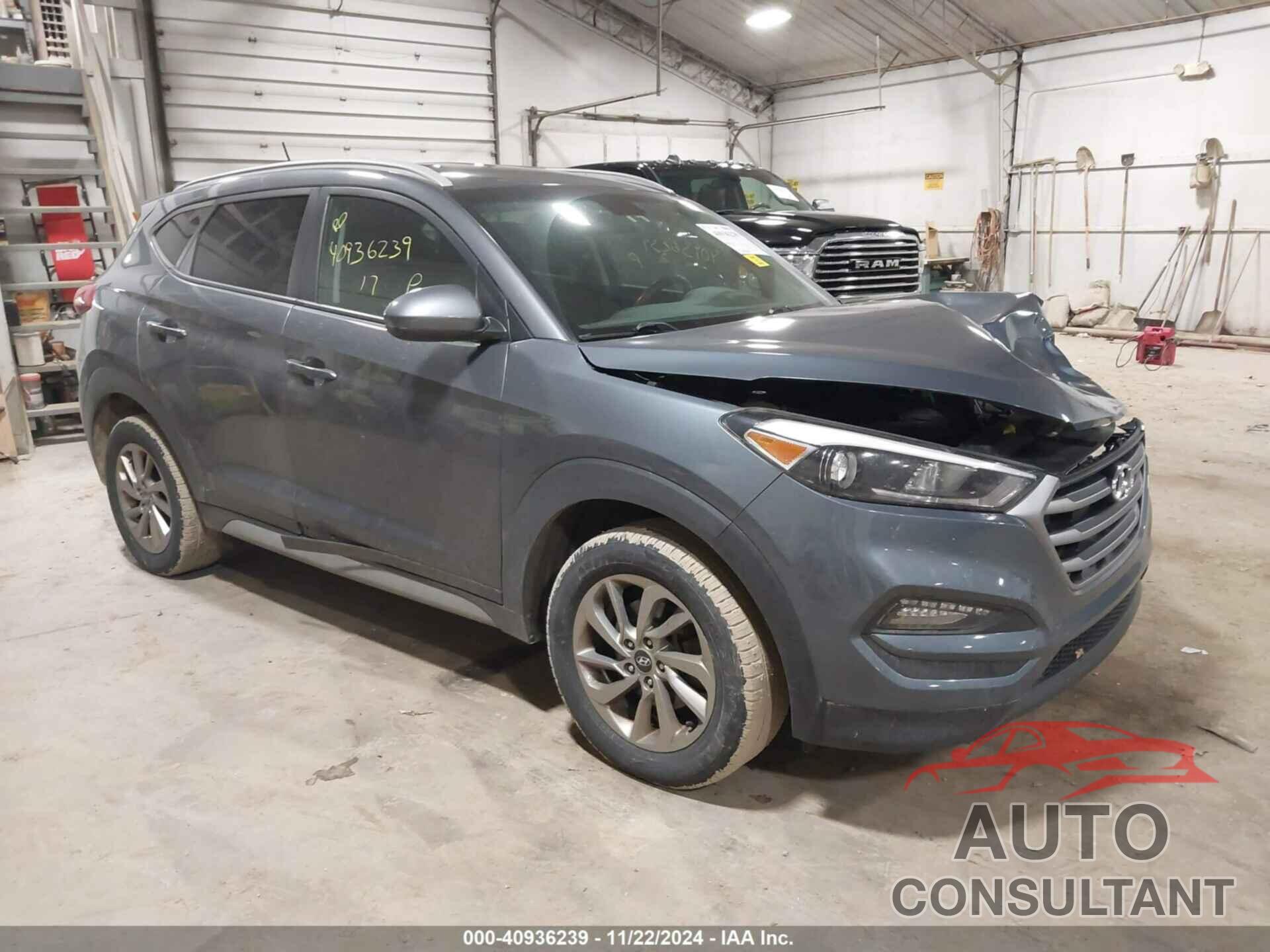 HYUNDAI TUCSON 2017 - KM8J3CA40HU503400