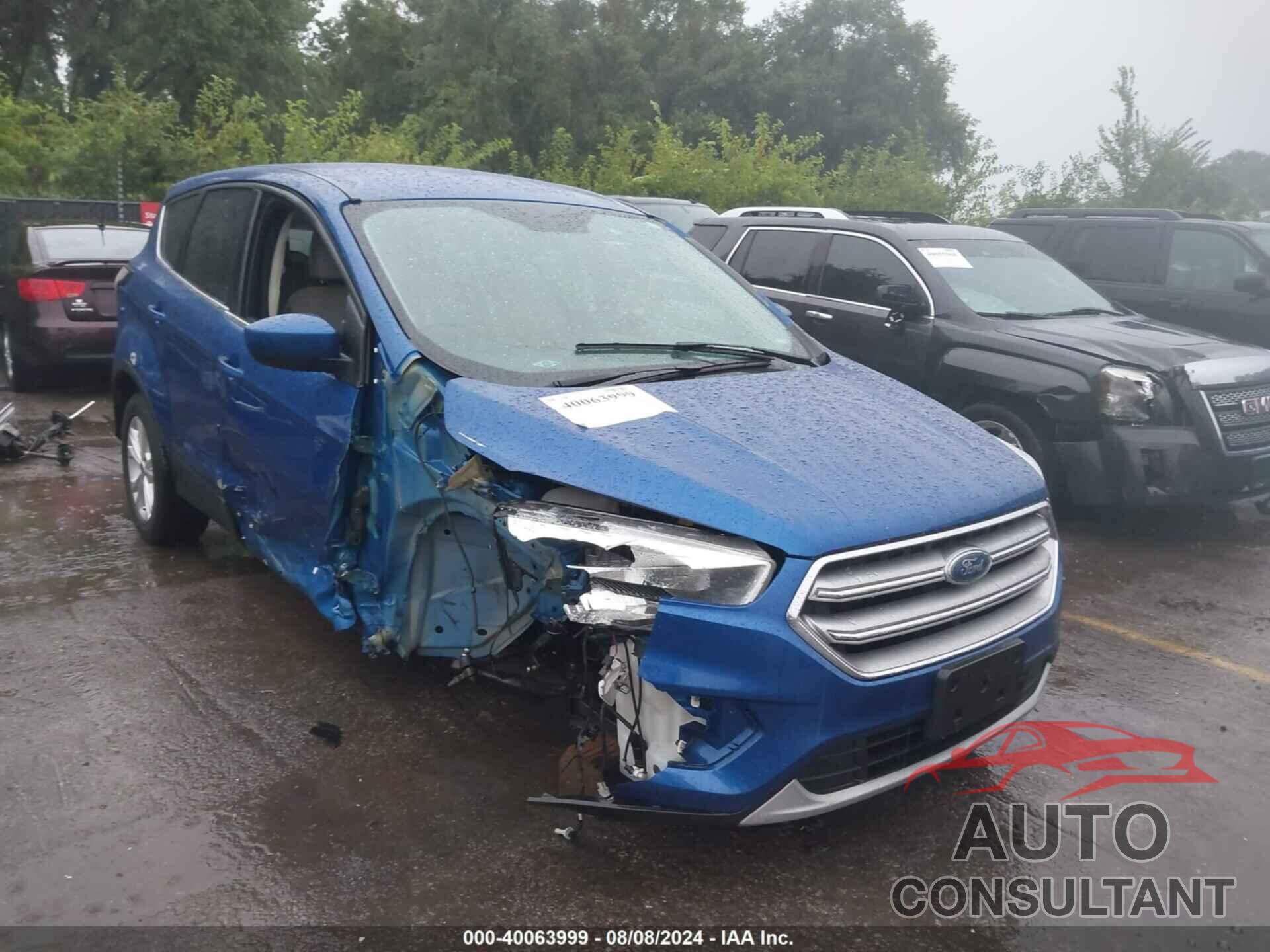 FORD ESCAPE 2017 - 1FMCU0GD0HUE07990