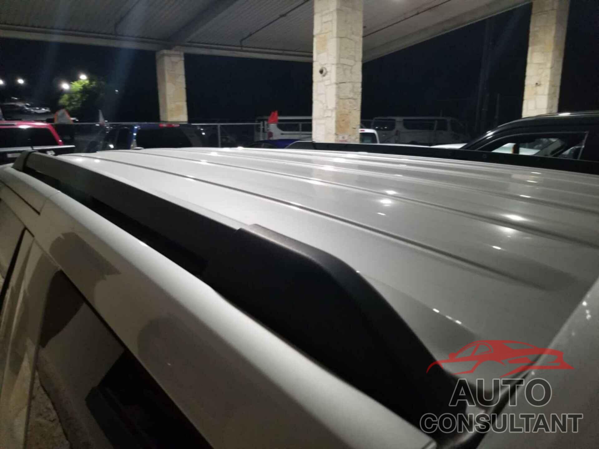 FORD EXPEDITION 2019 - 1FMJU1JT8KEA23681