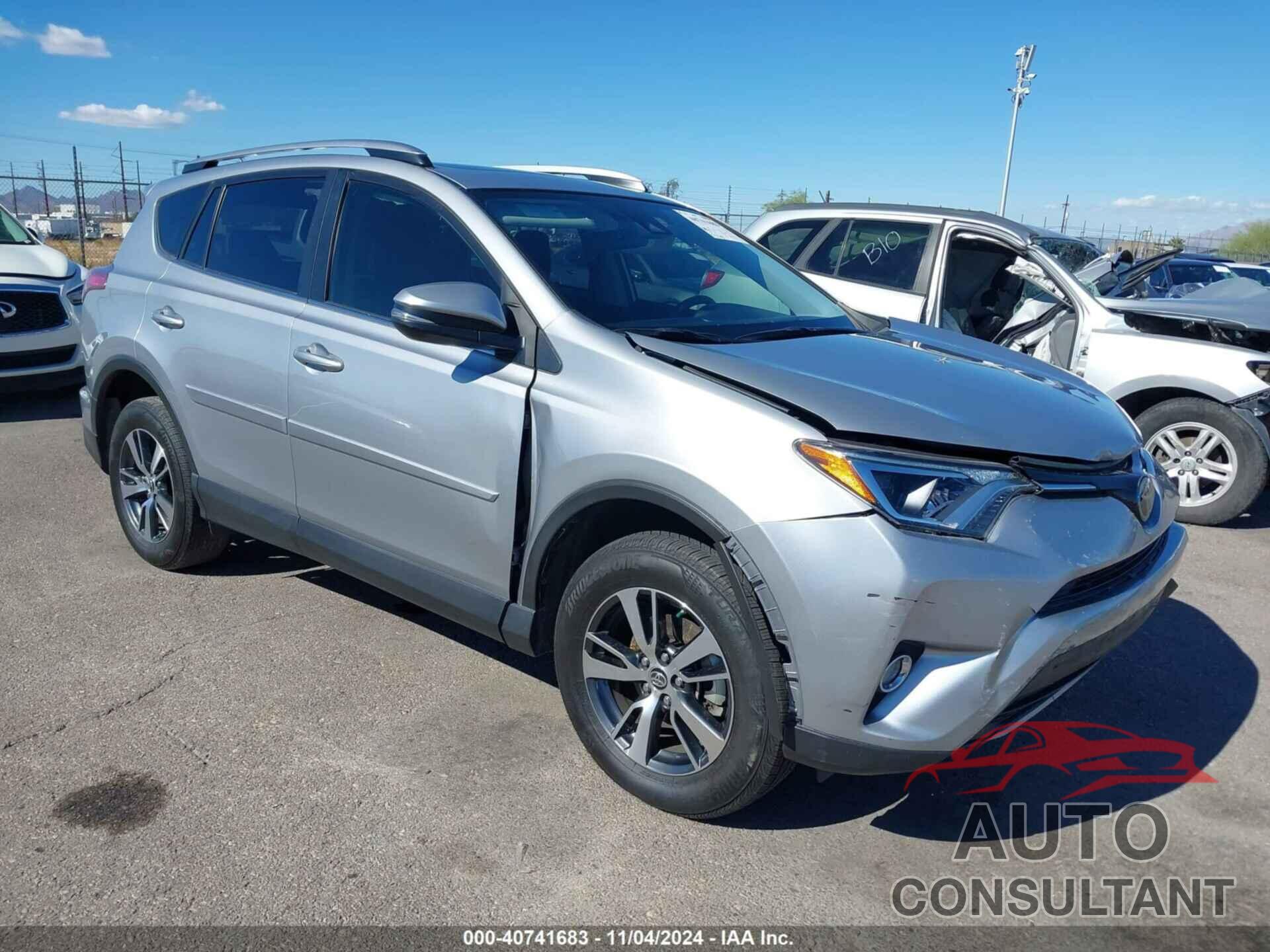 TOYOTA RAV4 2018 - JTMWFREV5JJ176457