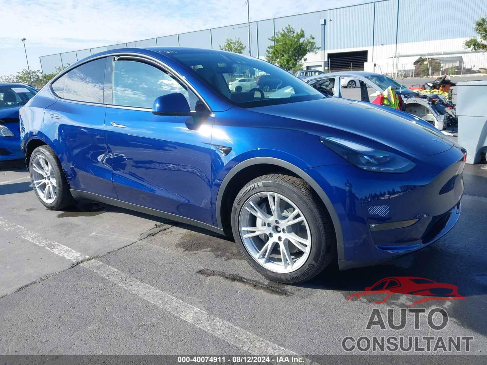 TESLA MODEL Y 2024 - 7SAYGDEE9RF982140