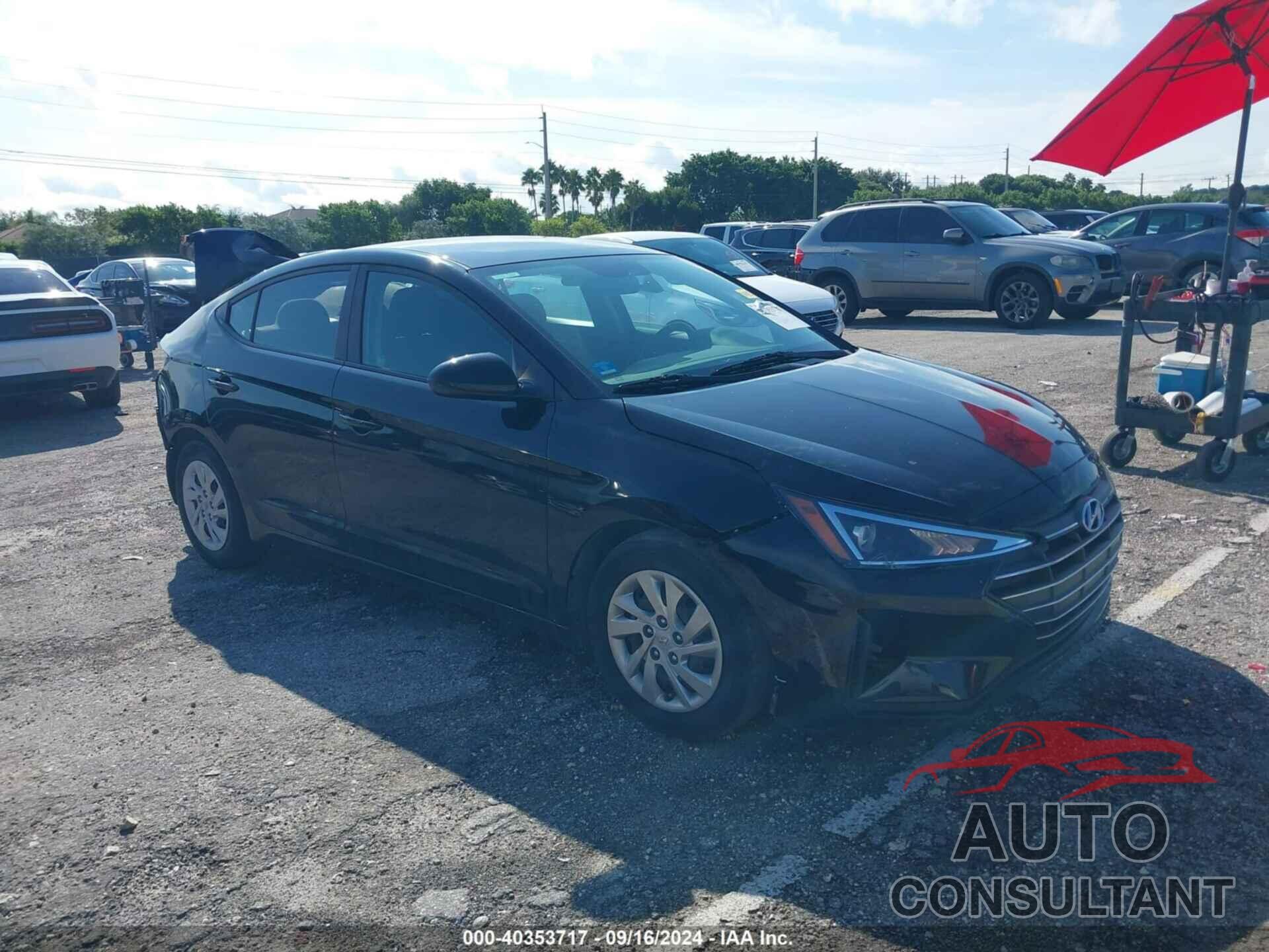 HYUNDAI ELANTRA 2019 - KMHD74LF6KU793204