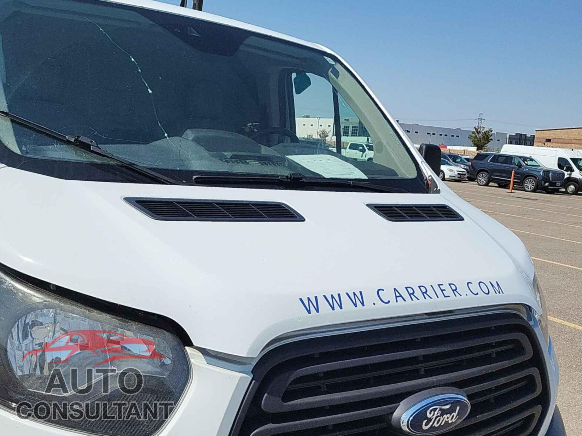 FORD TRANSIT 2017 - 1FTYR1YM0HKB36408