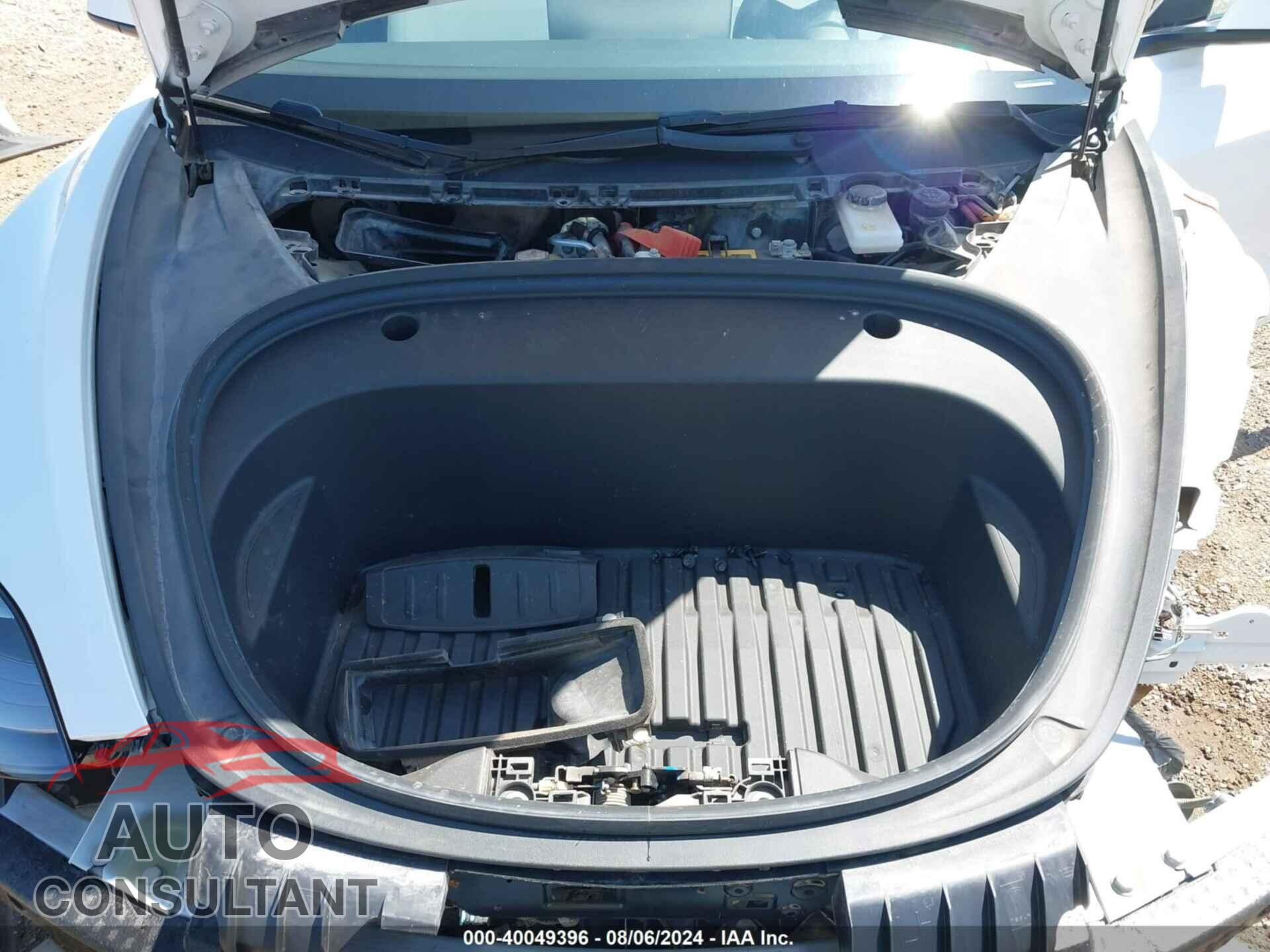 TESLA MODEL 3 2021 - 5YJ3E1EA2MF093875