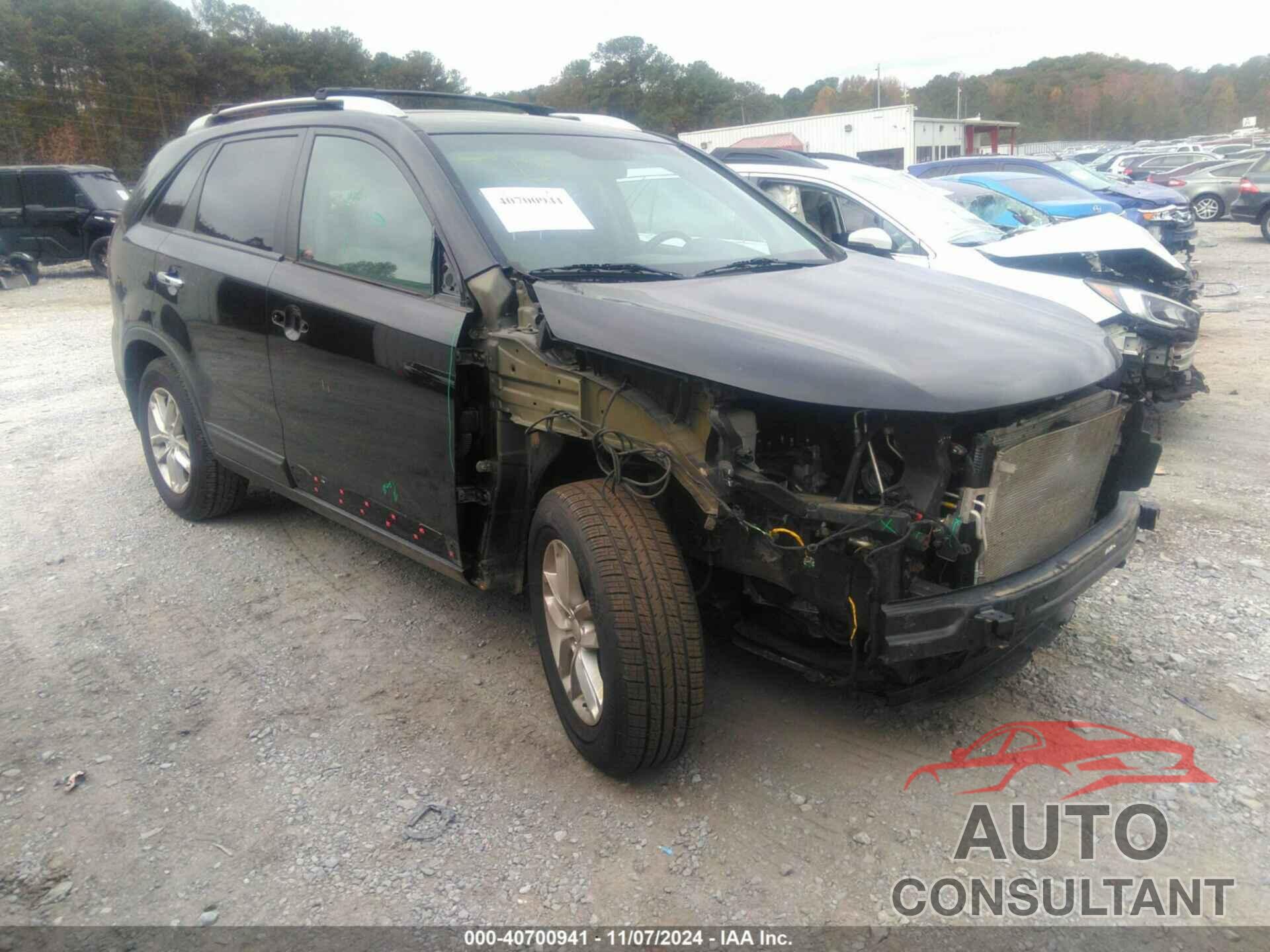 KIA SORENTO 2015 - 5XYKT4A63FG632018