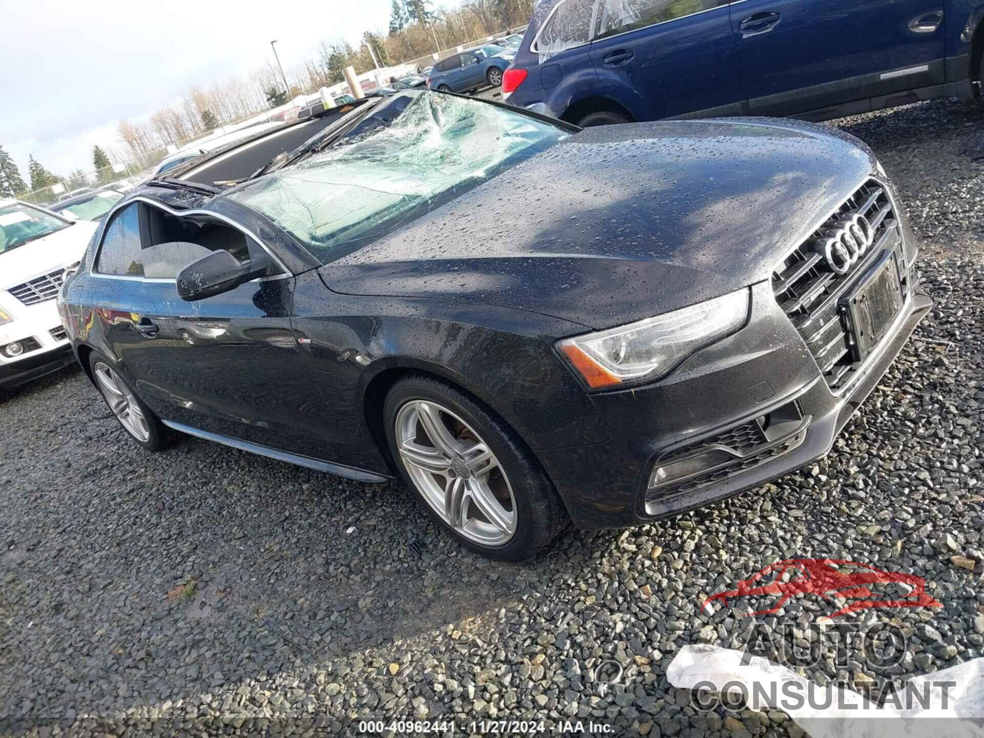 AUDI A5 2013 - WAUWFAFR6DA021534