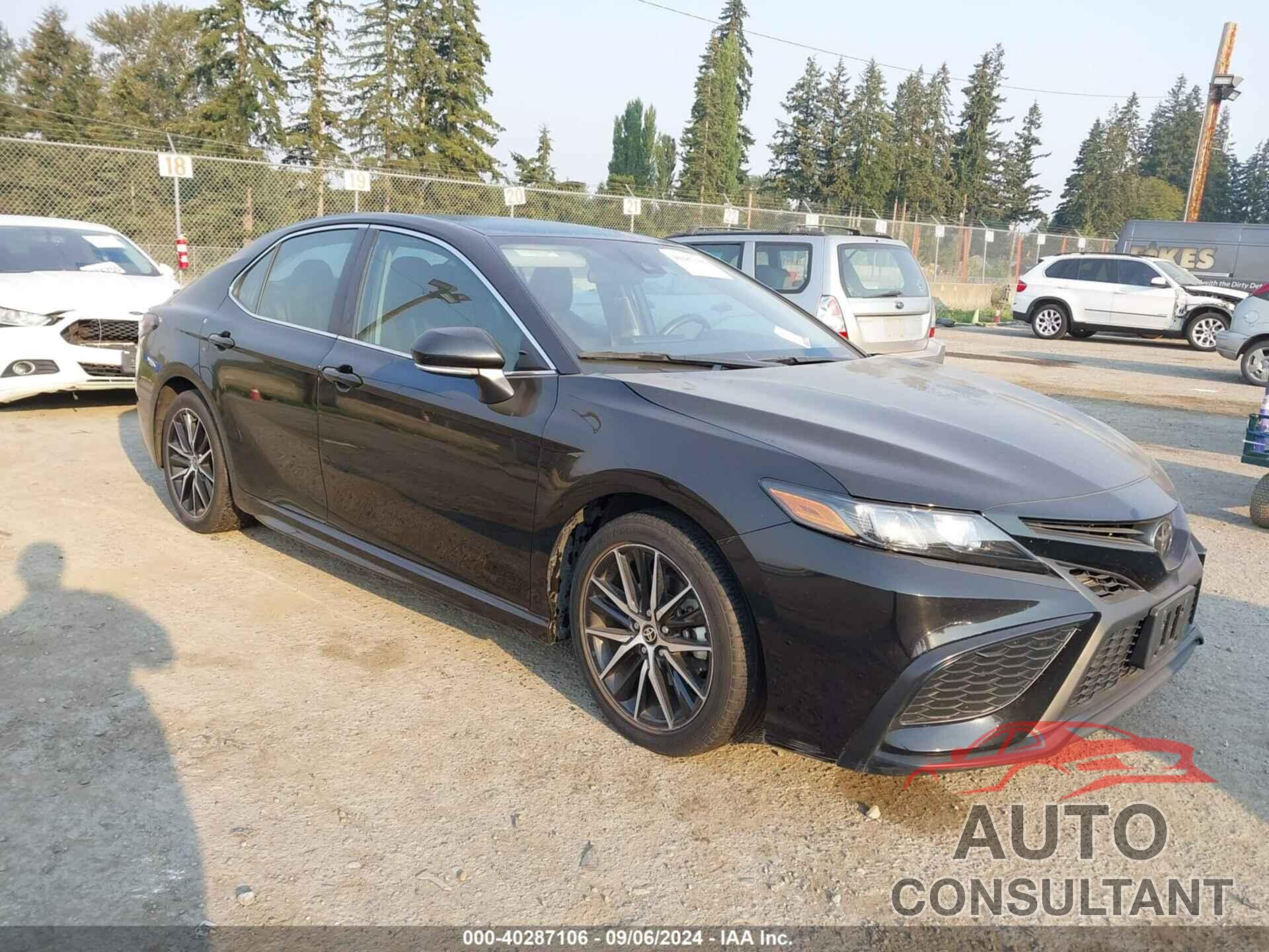 TOYOTA CAMRY 2022 - 4T1G11AKXNU686545