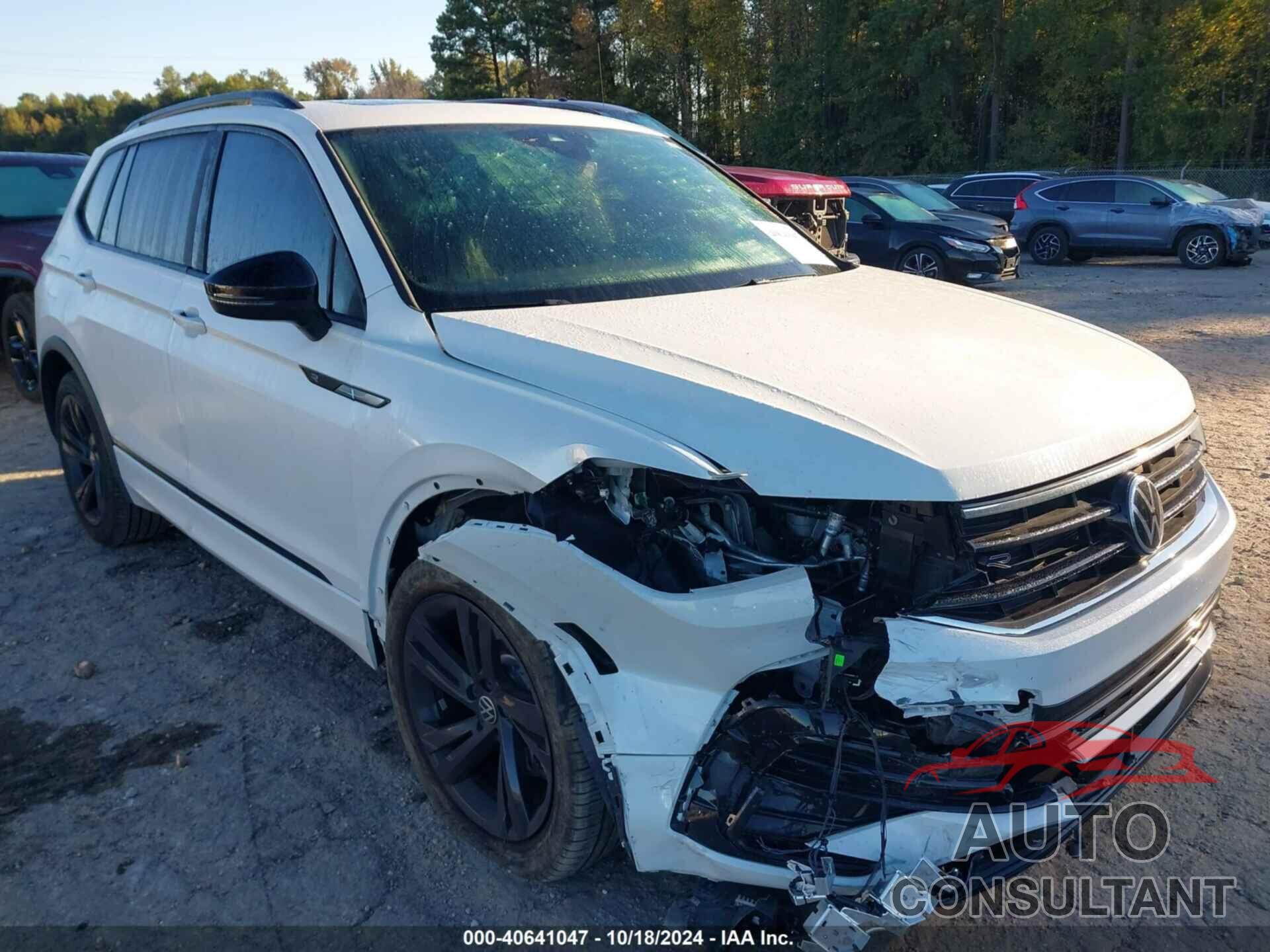 VOLKSWAGEN TIGUAN 2023 - 3VV8B7AX3PM025159