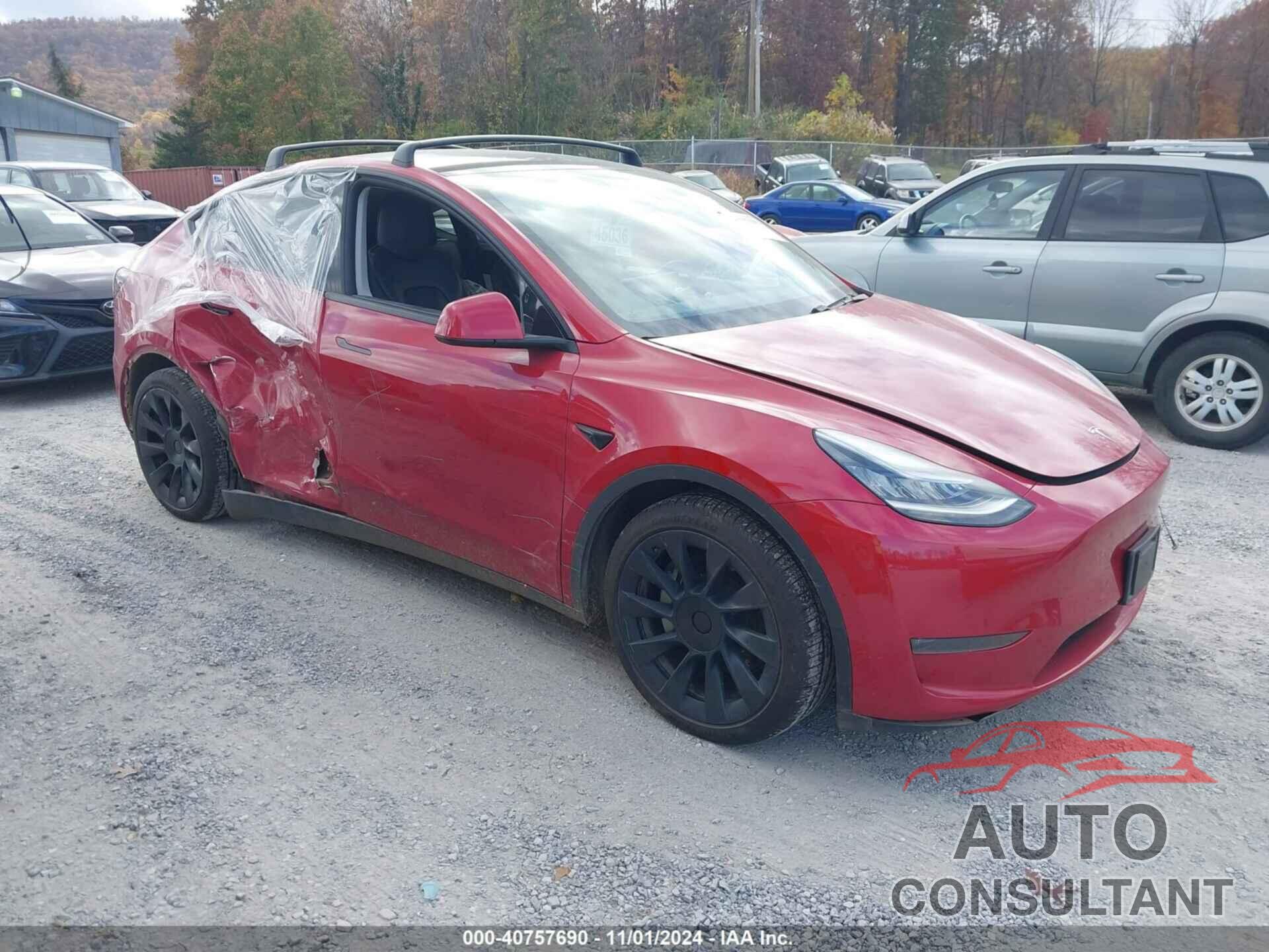 TESLA MODEL Y 2021 - 5YJYGDEE4MF085037