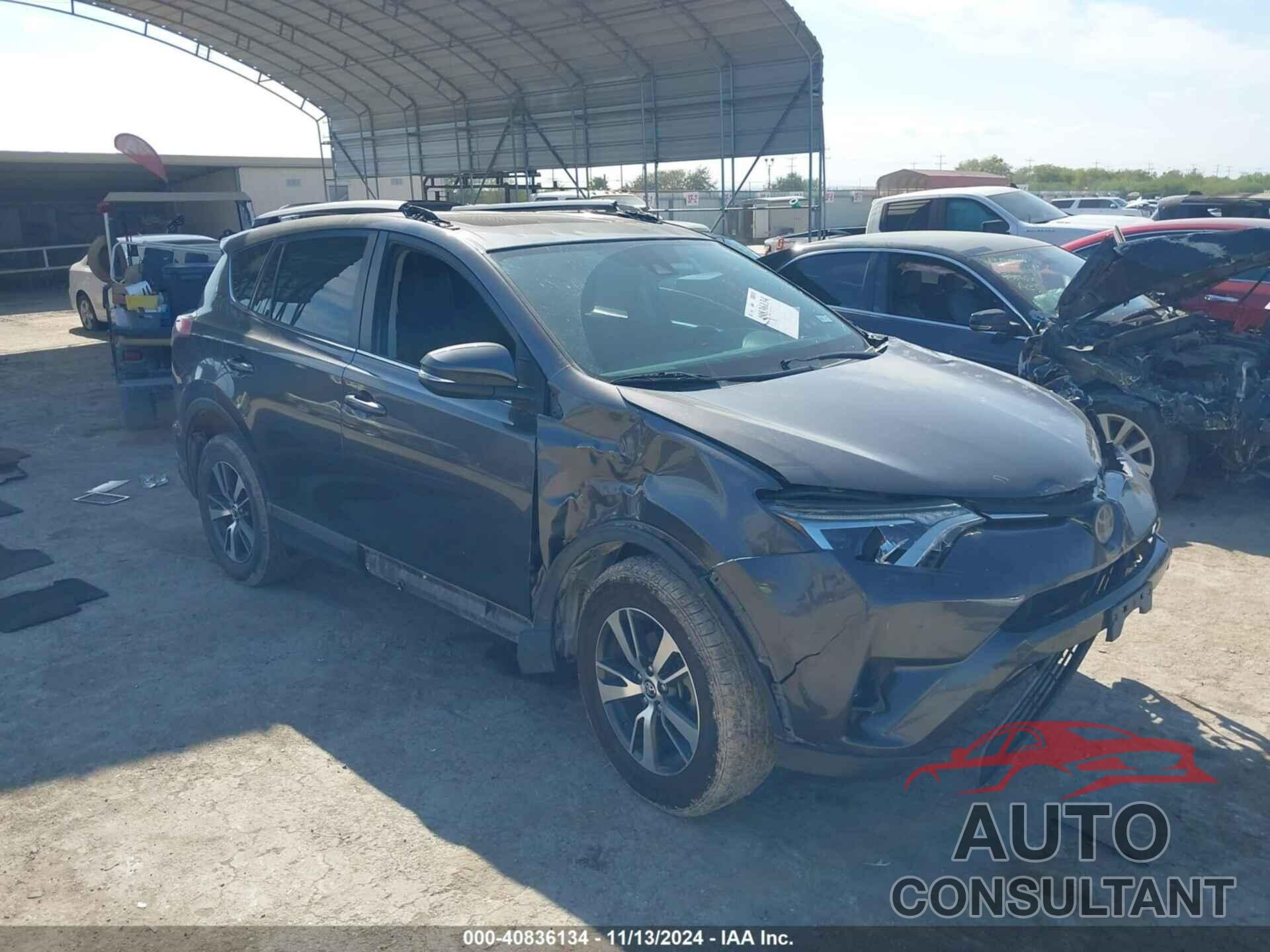 TOYOTA RAV4 2018 - JTMWFREV1JJ152429